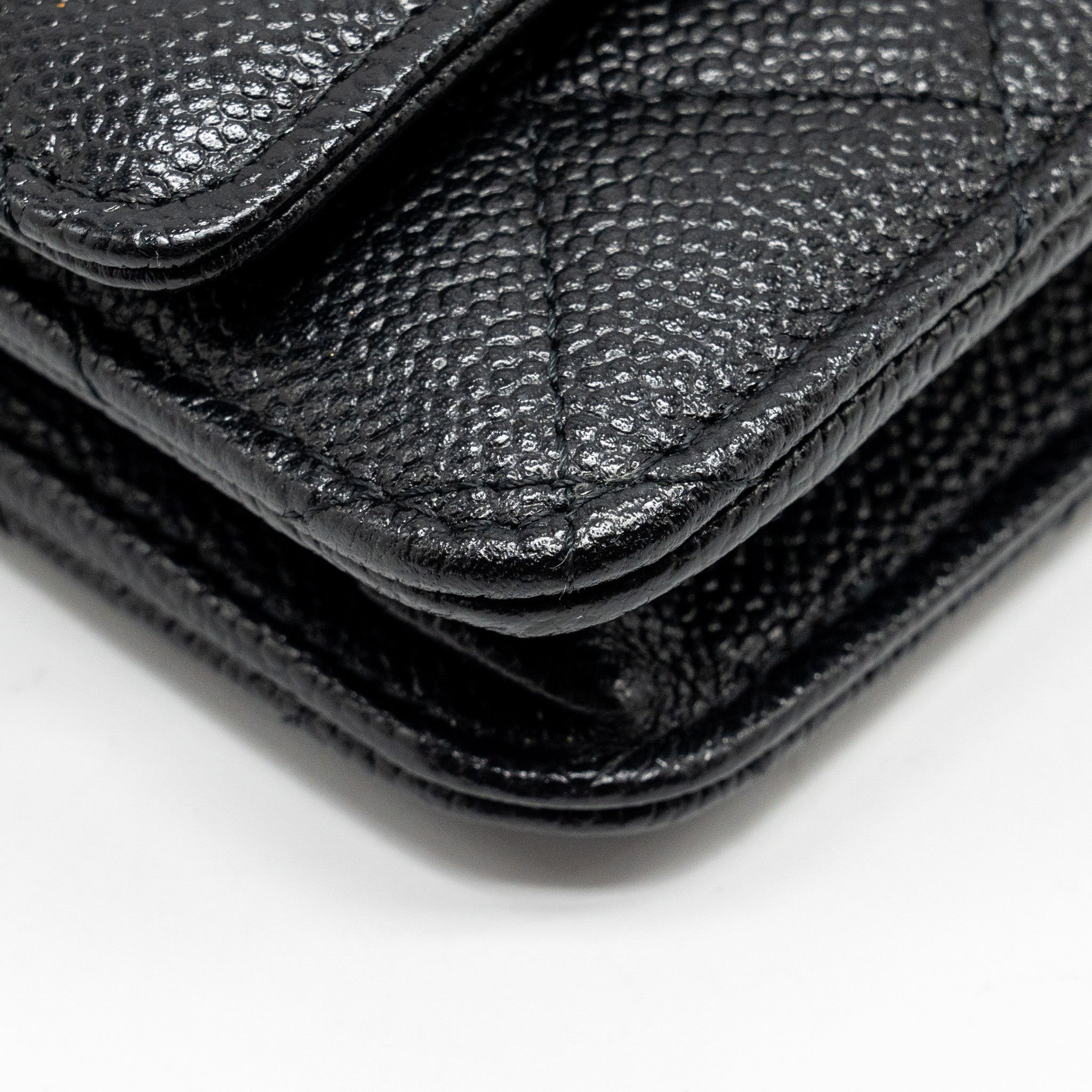 CHANEL DETAILED CC LOGO WALLET ON CHAIN CAVIAR BLACK GHW (MICROCHIP)