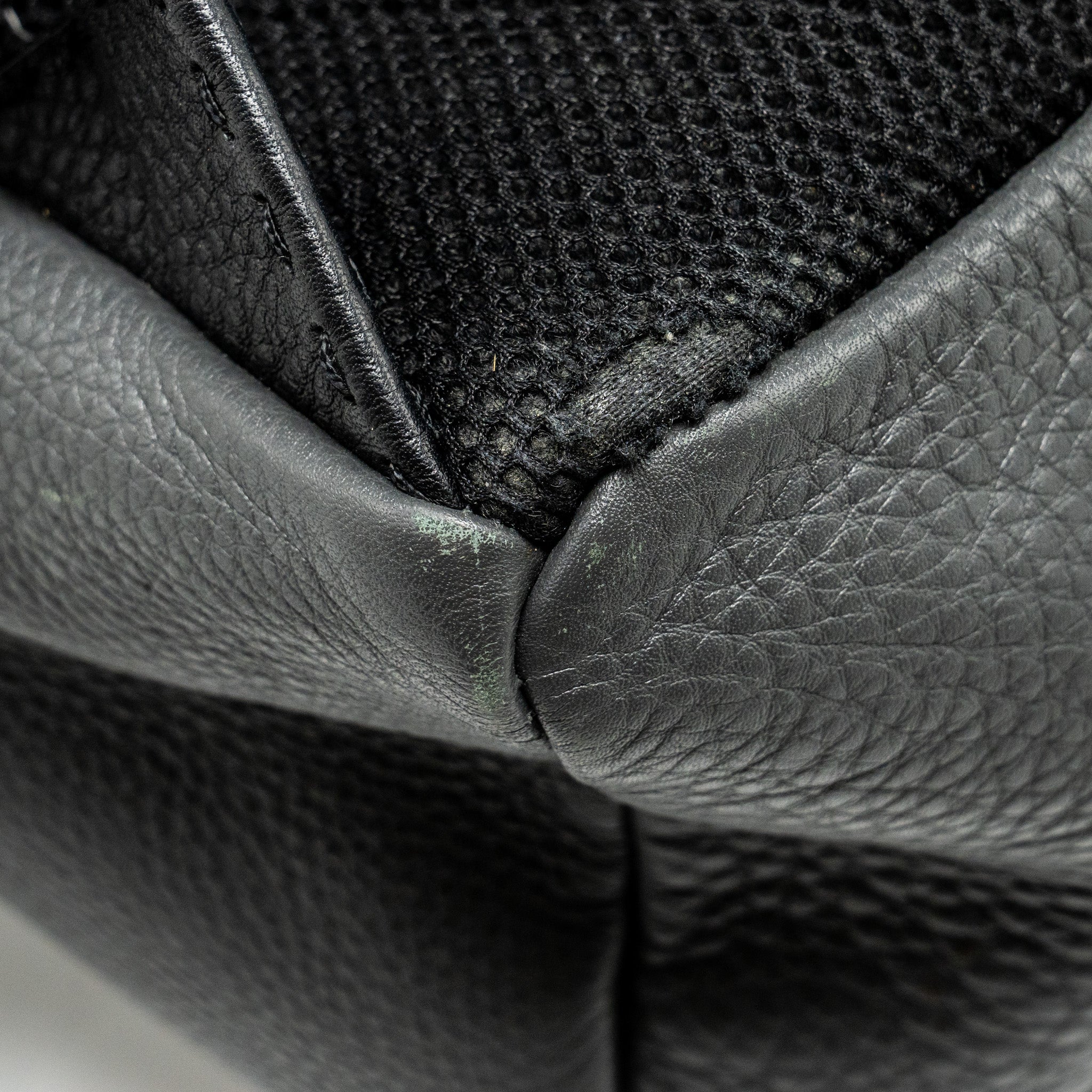 FENDI LARGE BACKPACK CALFSKIN/ FUR/ CROCODILE MULTICOLOR SHW