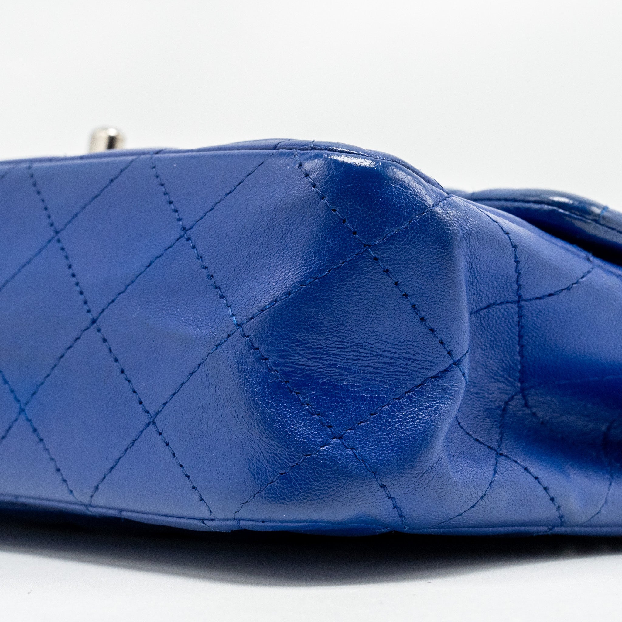 CHANEL MEDIUM CLASSIC DOUBLE FLAP BAG LAMBSKIN BLUE SHW