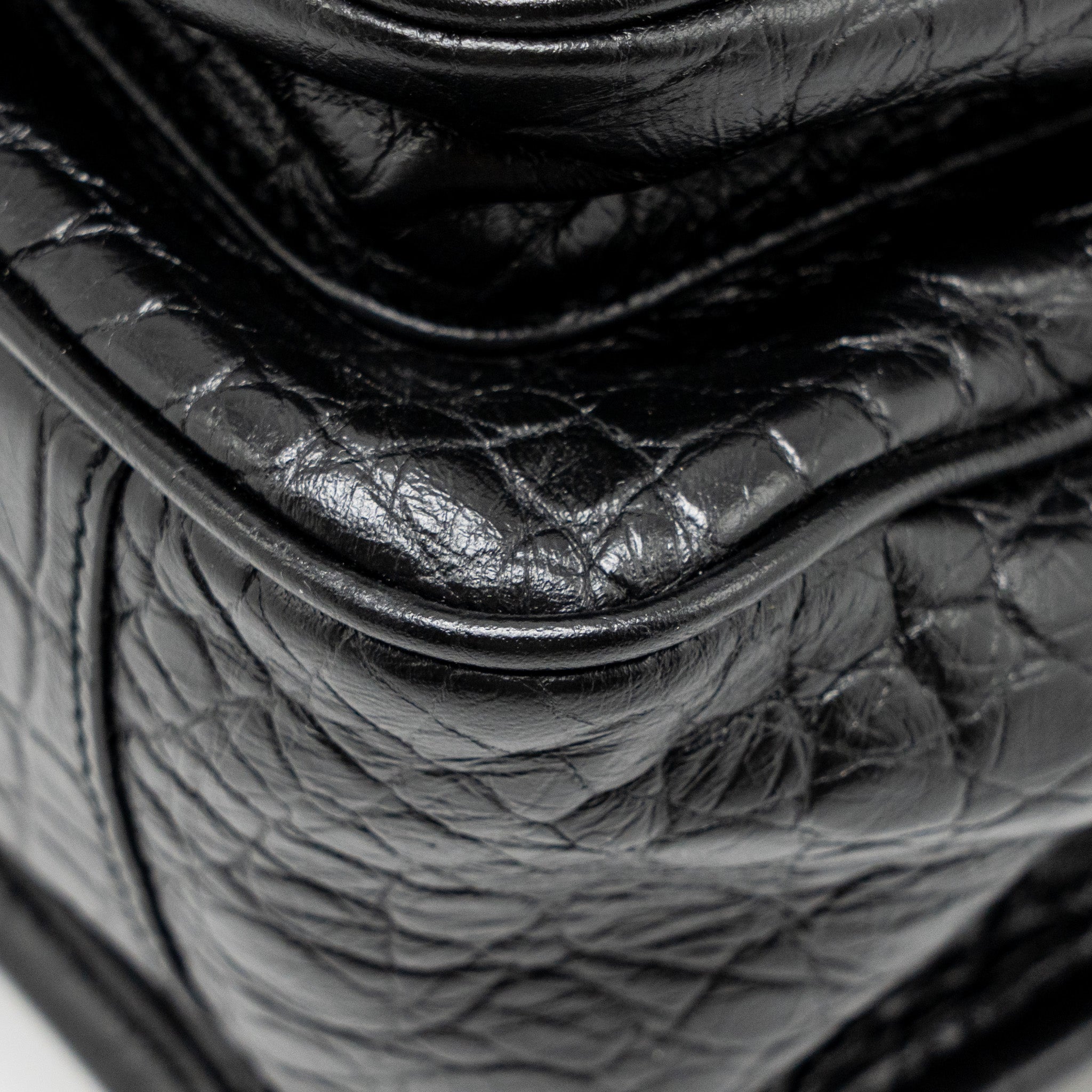 SAINT LAURENT / YSL MEDIUM NIKI BAG CROCODILE-EMBOSSED BLACK CALFSKIN BLACK HARDWARE