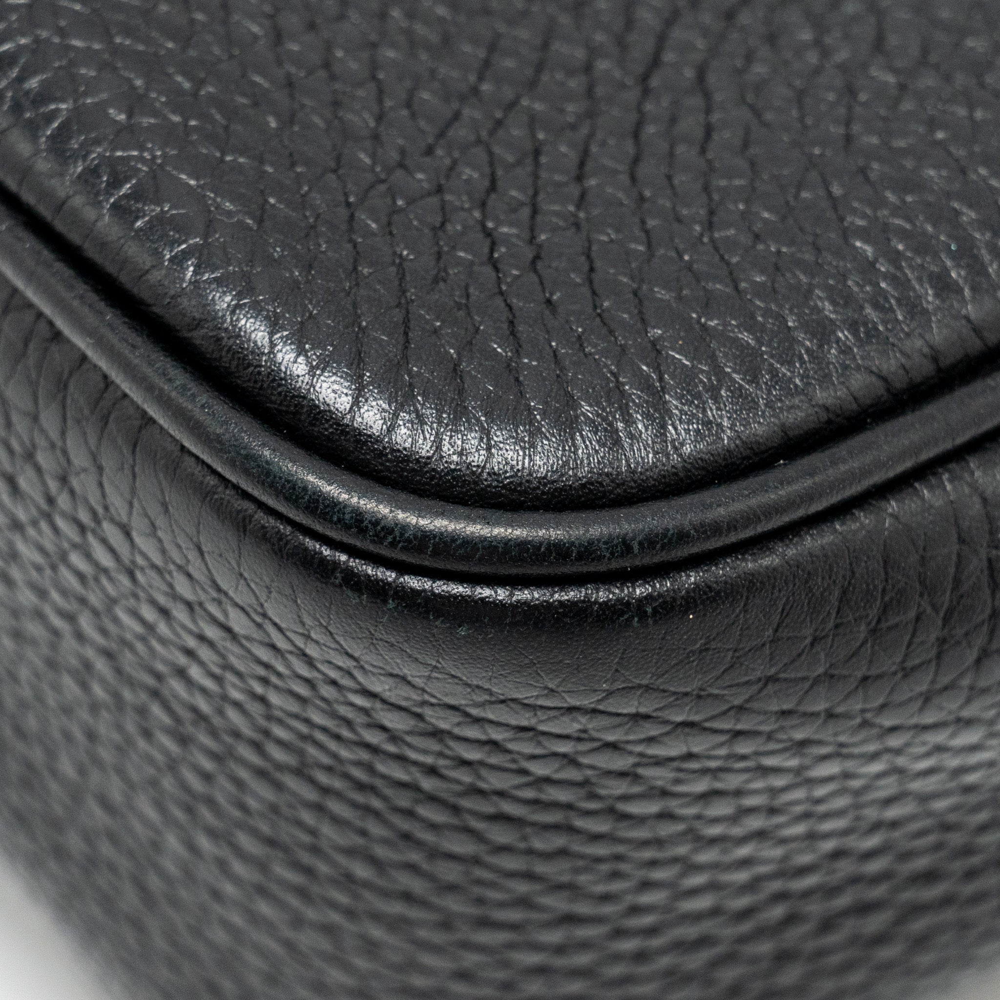 GUCCI SOHO DISCO CAMERA CROSSBODY BAG CALFSKIN BLACK LGHW