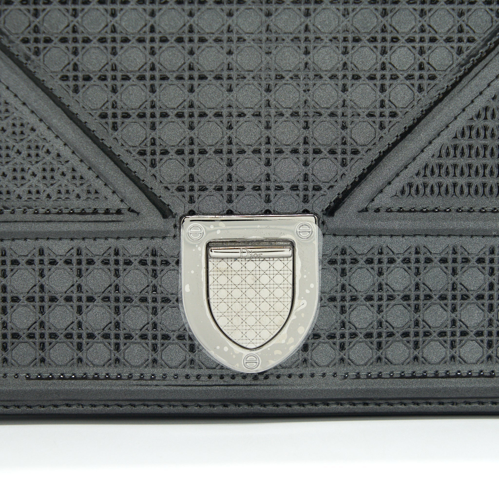 DIOR DIORAMA WALLET ON CHAIN METALLIC BLACK SHW
