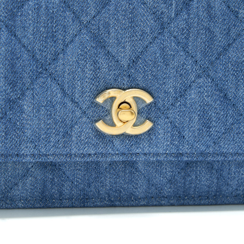 CHANEL 22C PEARL CRUSH  WALLET ON CHAIN DENIM GHW