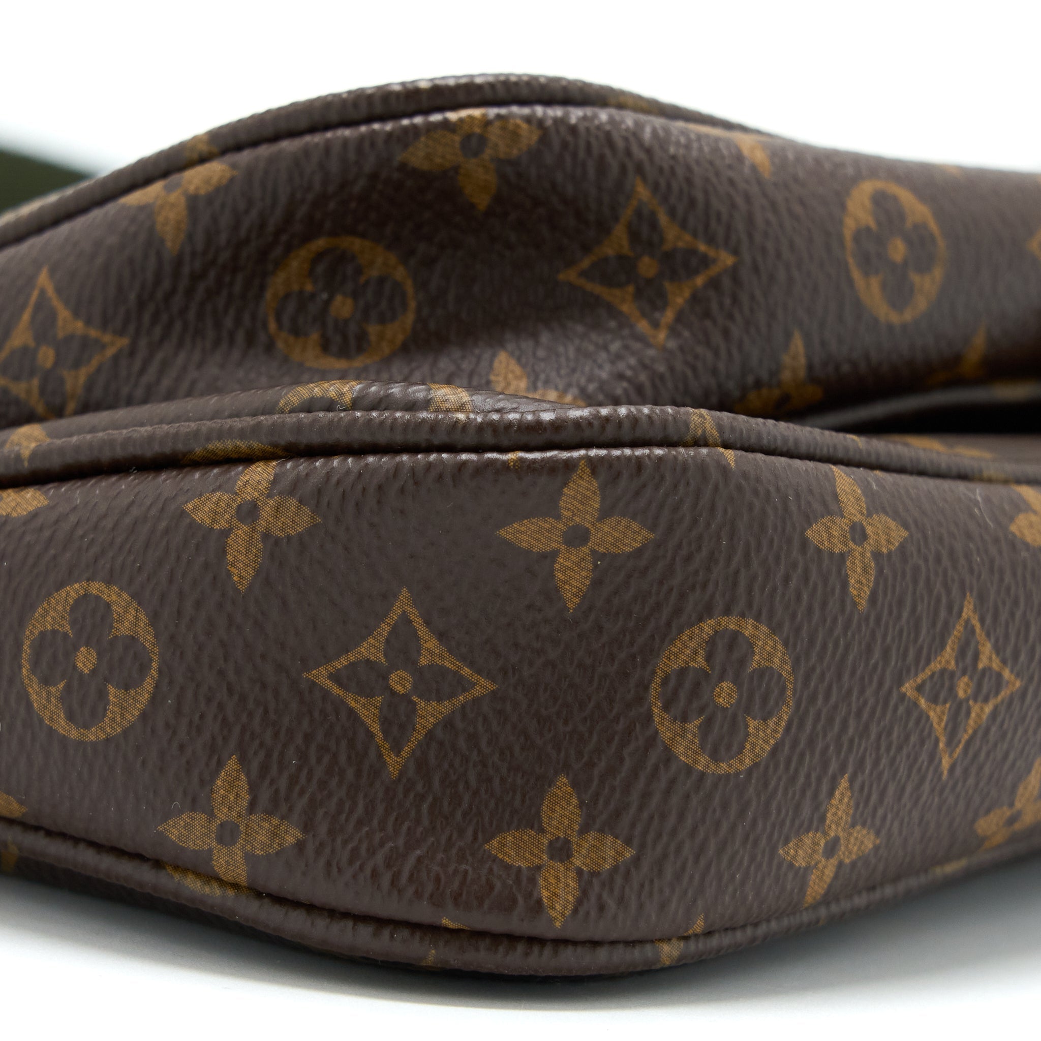 LOUIS VUITTON MULTI POCHETTE WITH KHAKI STRAP GHW