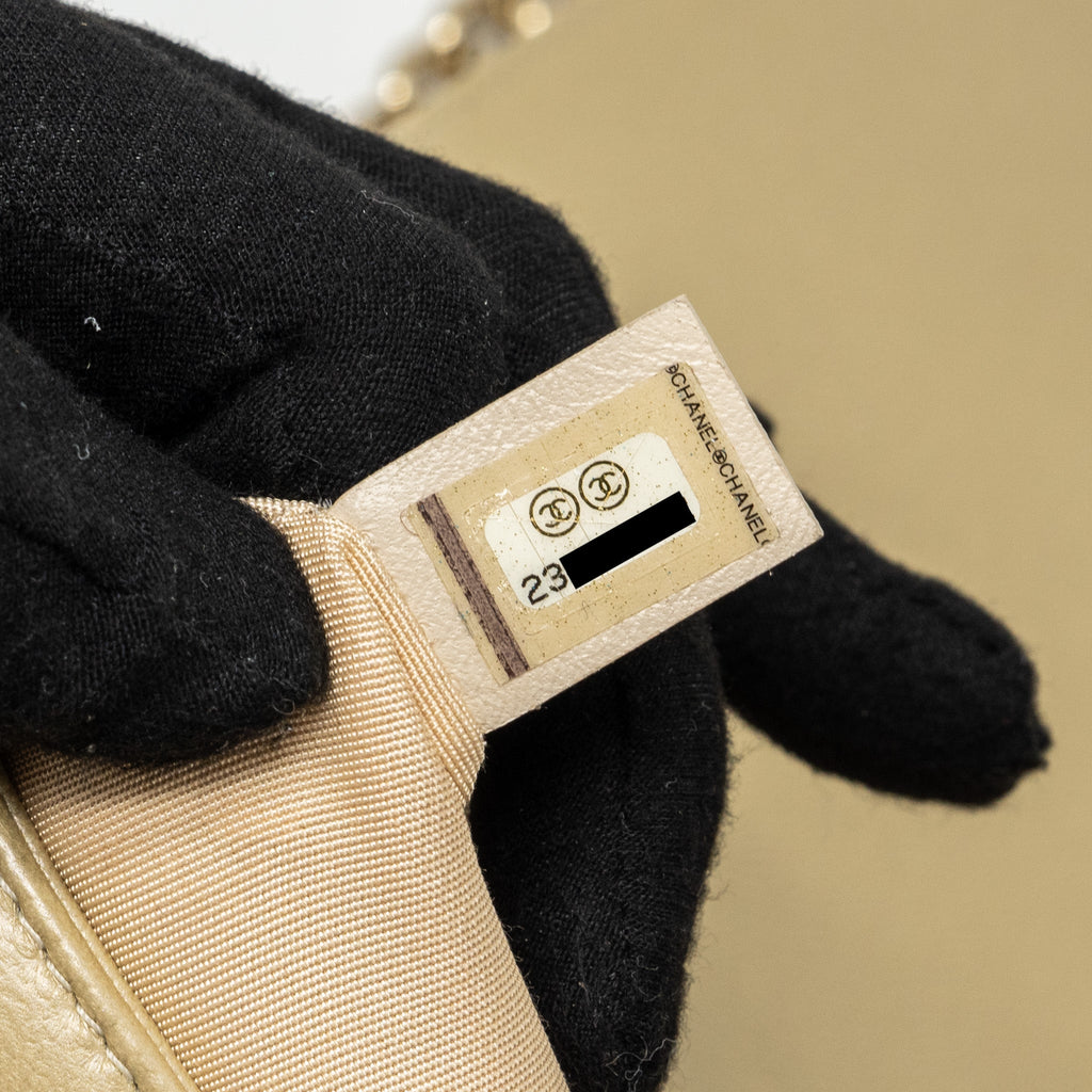 CHANEL MEDIUM BOY BAG CAVIAR GOLD LGHW