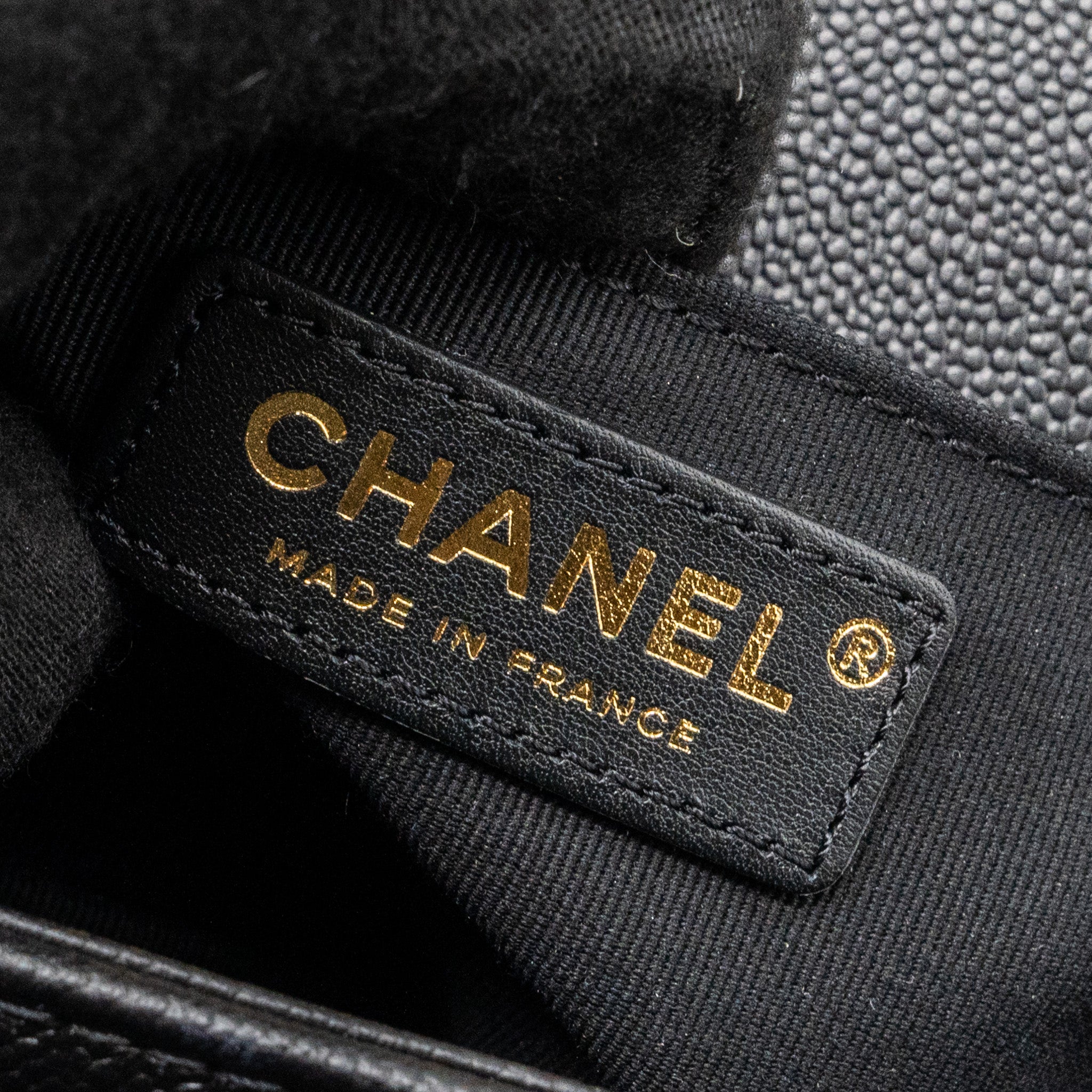 CHANEL MEDIUM BOY BAG LIMITED EDITION CAVIAR BLACK GHW (MICROCHIP)