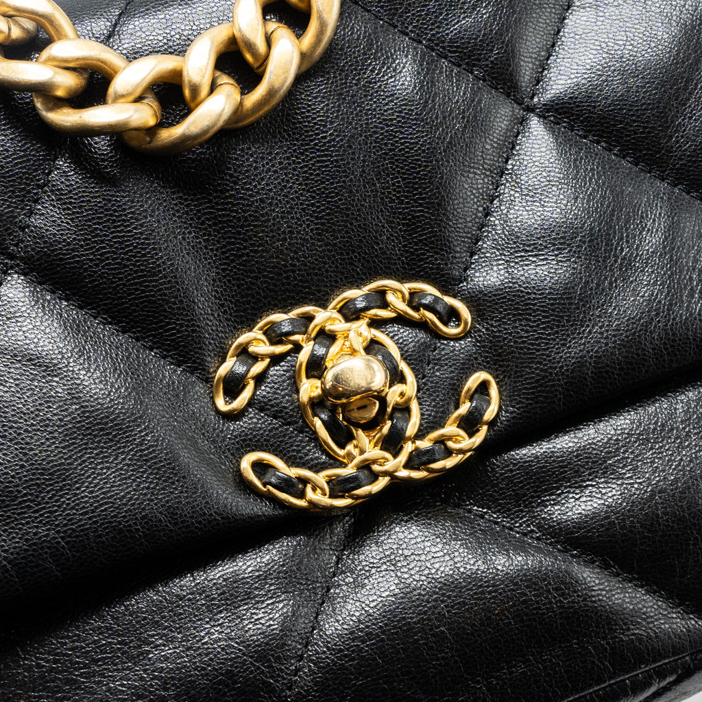 CHANEL SMALL 19 BAG GOATSKIN BLACK MULTICOLOUR HARDWARE