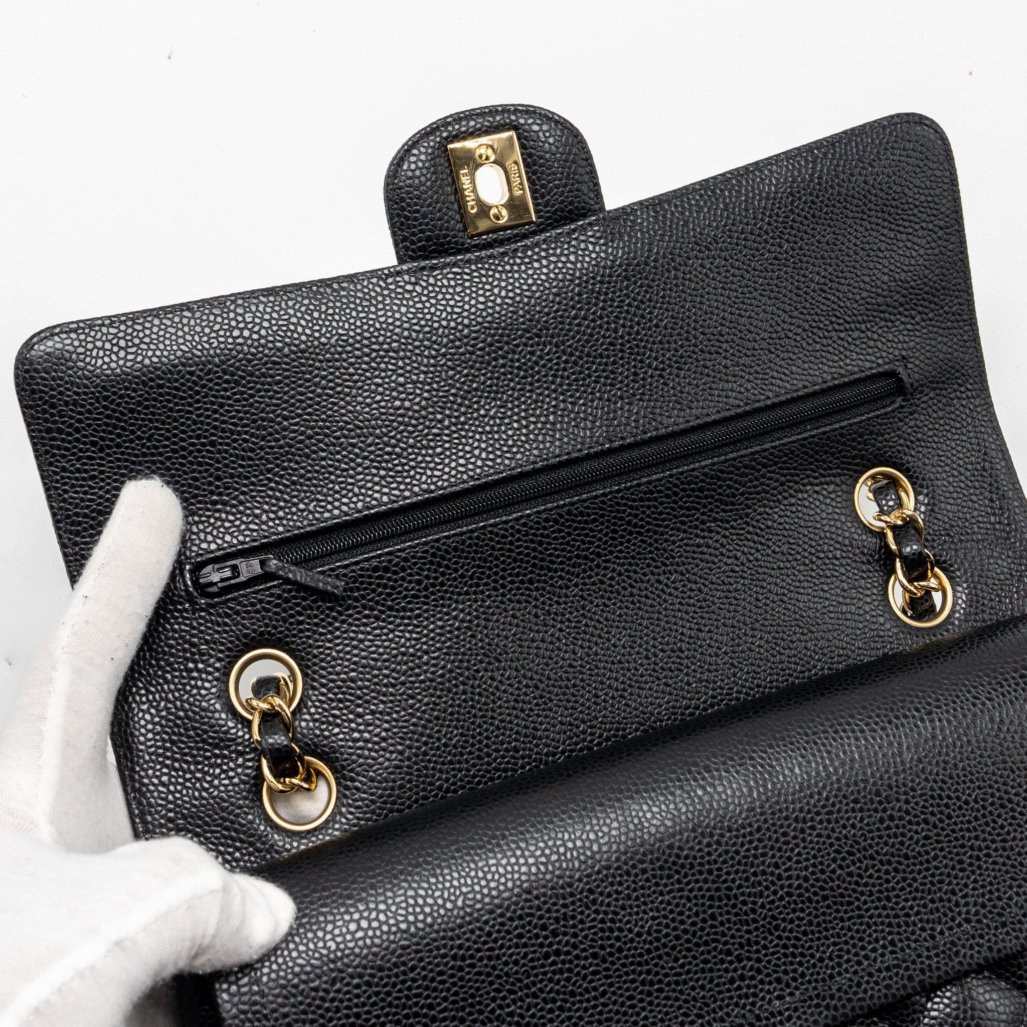CHANEL MEDIUM CLASSIC DOUBLE FLAP BAG CAVIAR BLACK GHW