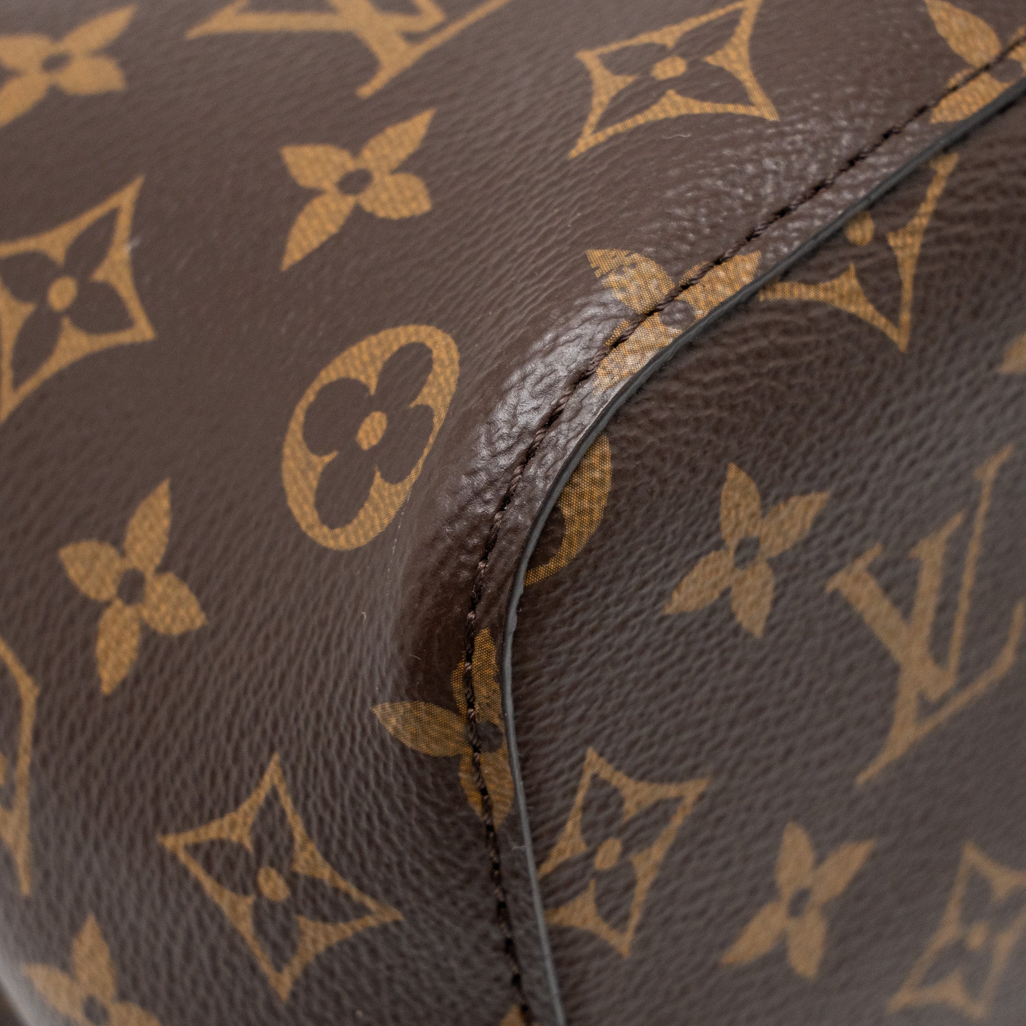 LOUIS VUITTON NEO NOE MONOGRAM CANVAS BLACK GHW