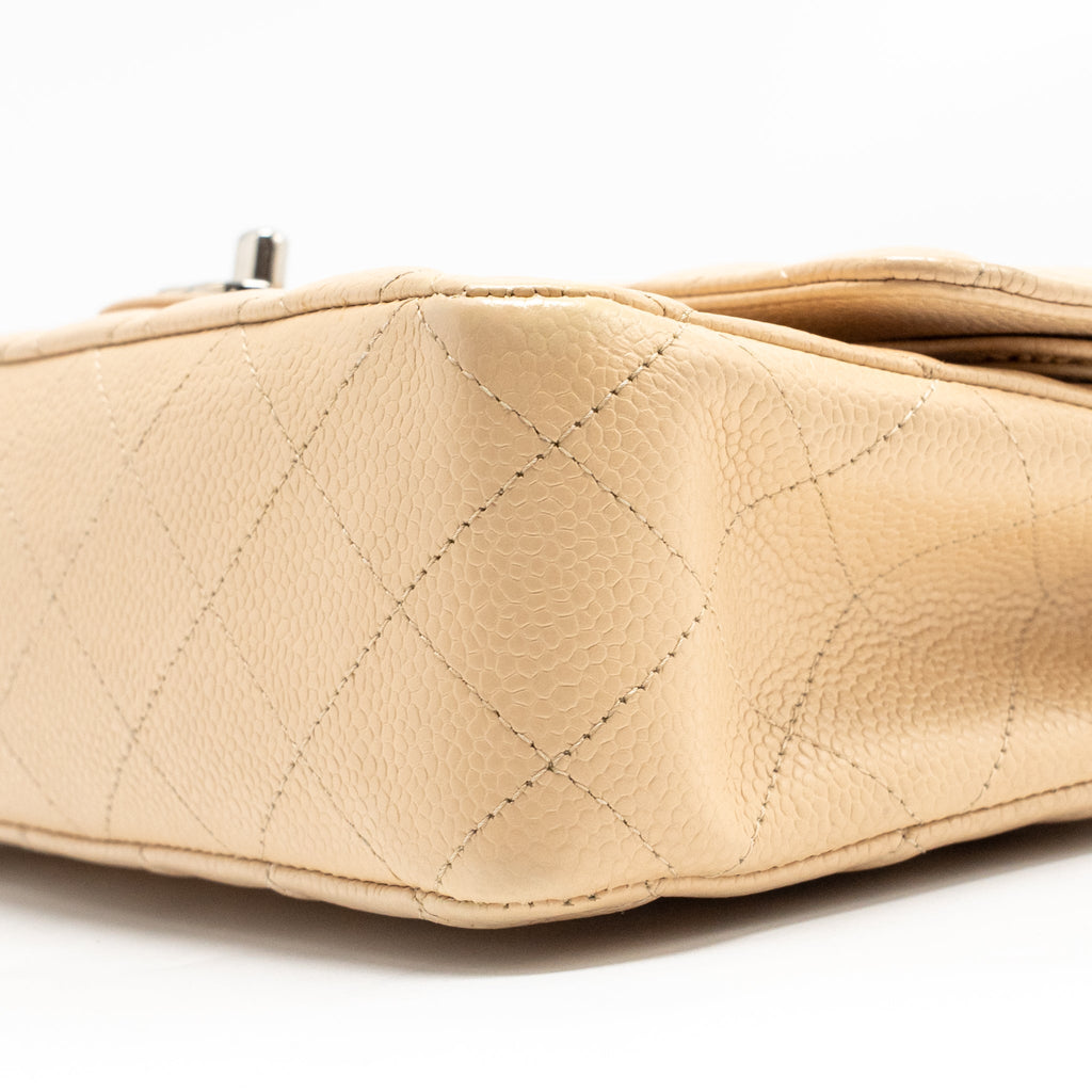 CHANEL MEDIUM CLASSIC DOUBLE FLAP BAG CAVIAR BEIGE SHW