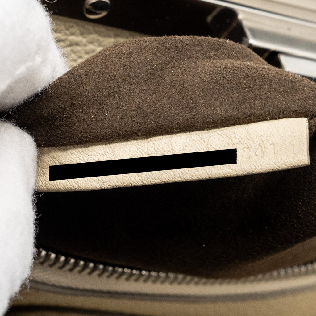 FENDI MEDIUM PEEKABOO BAG SELLERIA LEATHER BLACK SHW