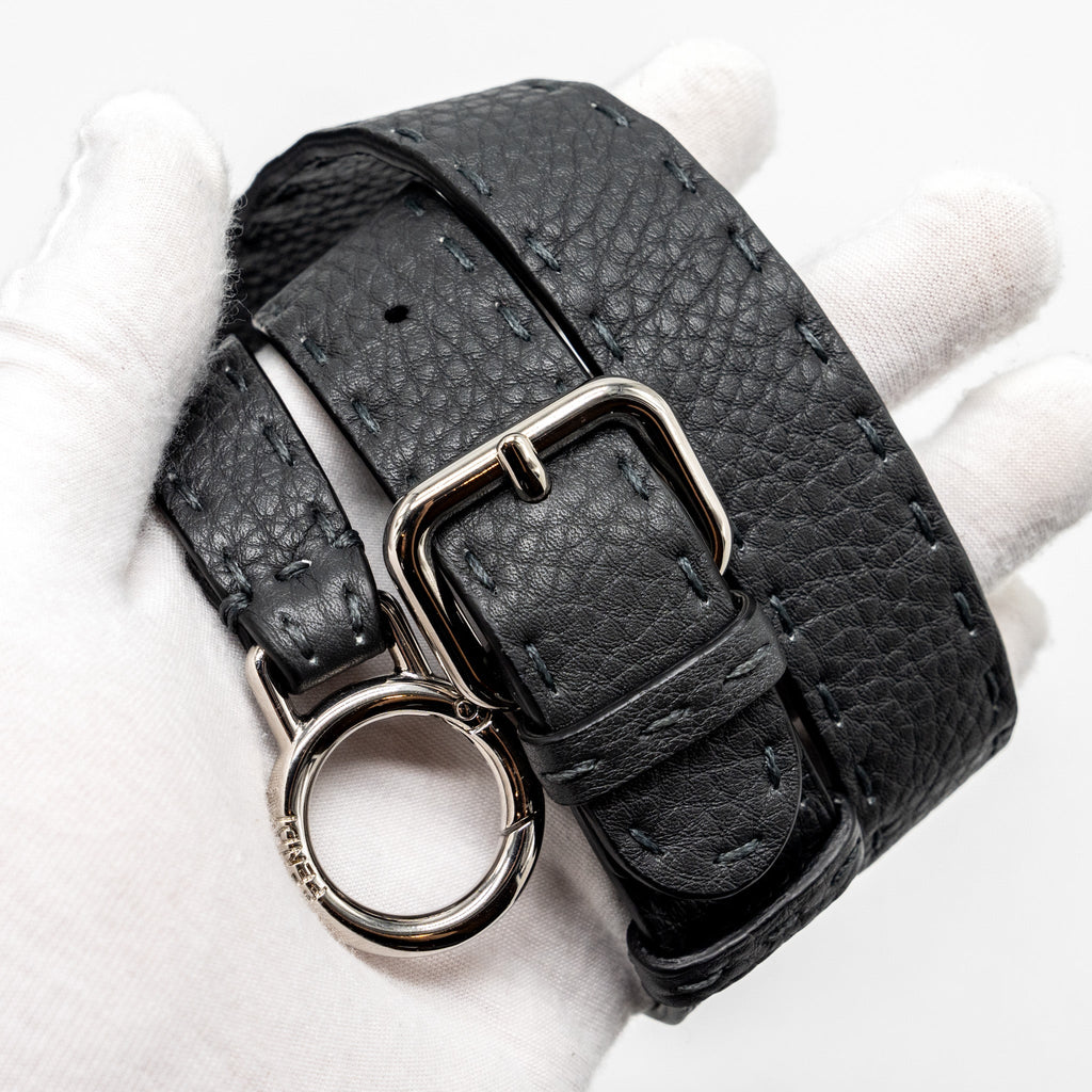 FENDI MEDIUM PEEKABOO BAG SELLERIA LEATHER BLACK SHW