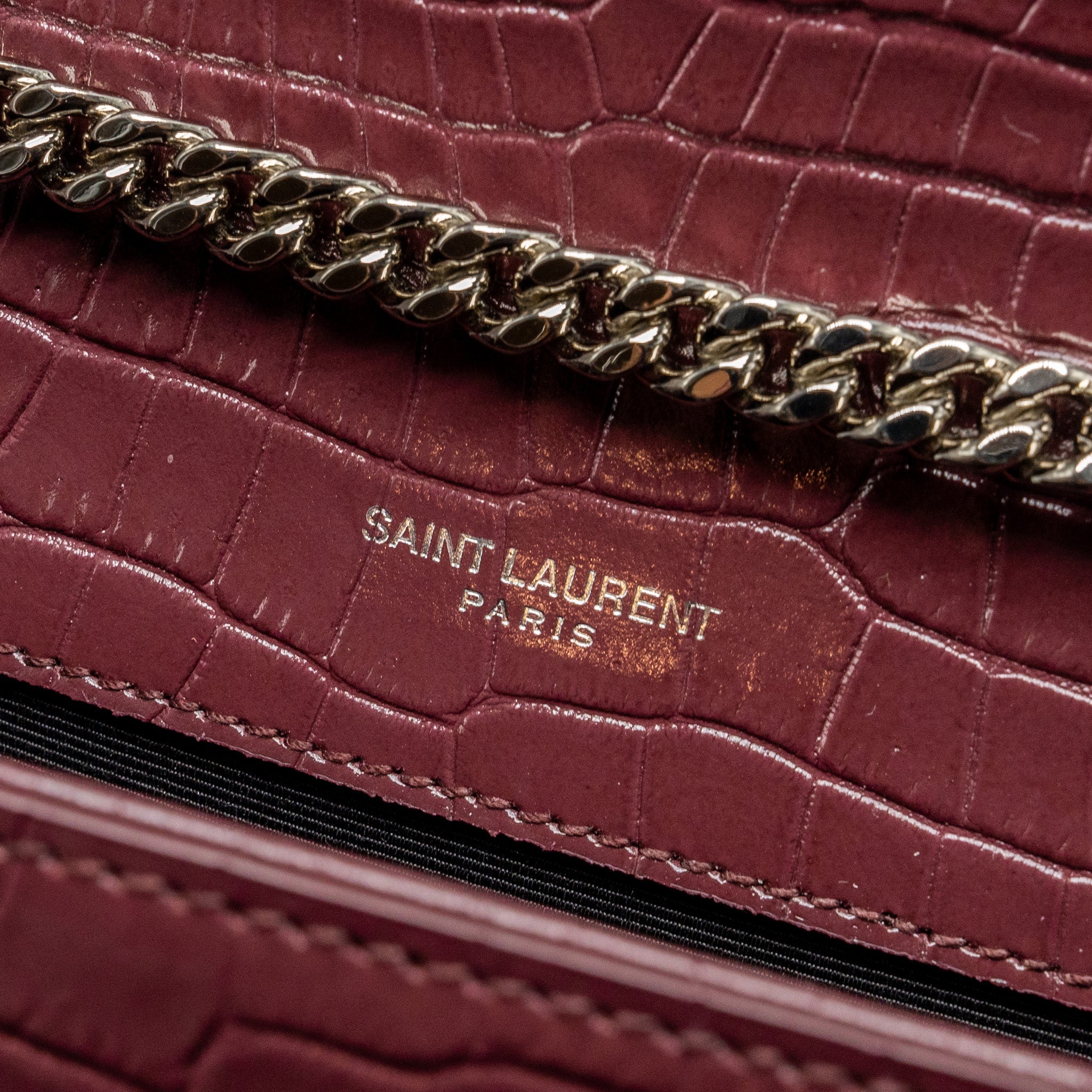 SAINT LAURENT/YSL KATE BAG CROC EMBOSSED CALFSKIN BURGUNDY SHW