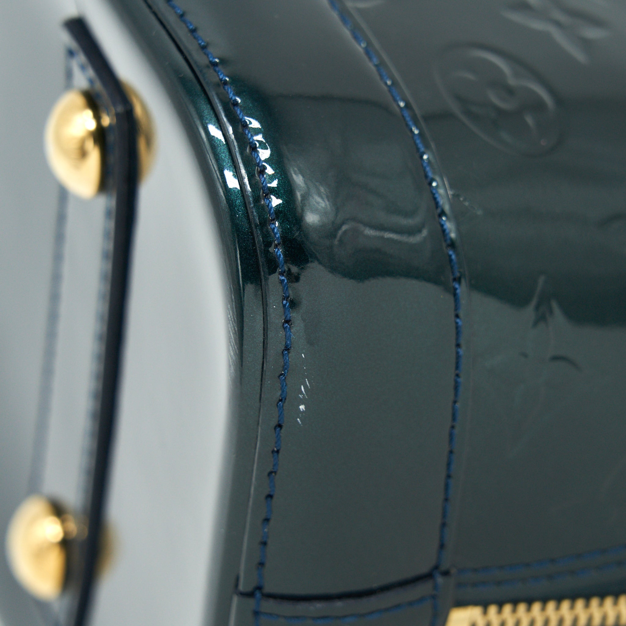LOUIS VUITTON ALMA PM IN PATENT FORREST GREEN