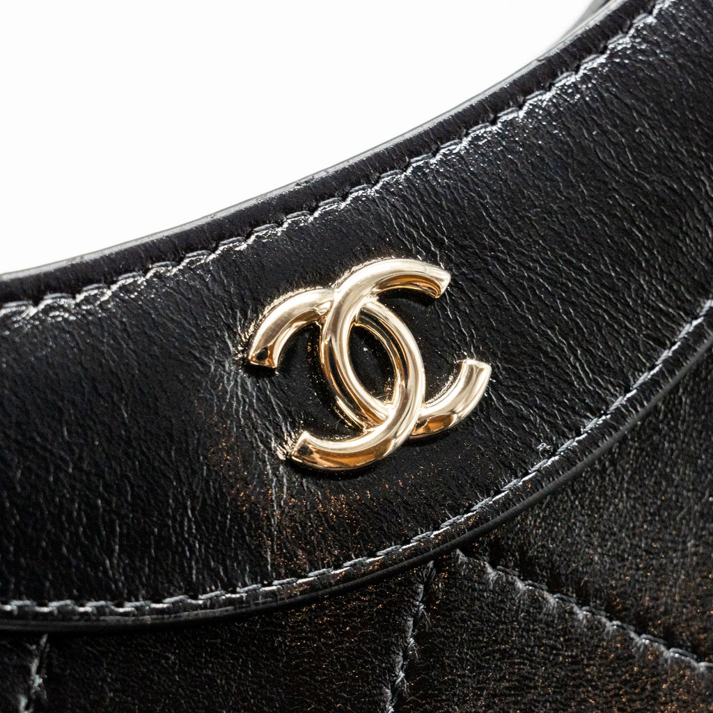 CHANEL 24C MINI 31 CLUTCH WITH CHAIN SHINY CALFSKIN BLACK LGHW (MICROCHIP)