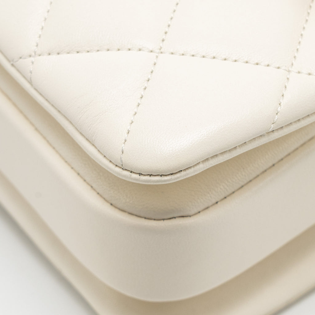 CHANEL TOP HANDLE TRENDY CC FLAP BAG LAMBSKIN WHITE RGHW (MICROCHIP)