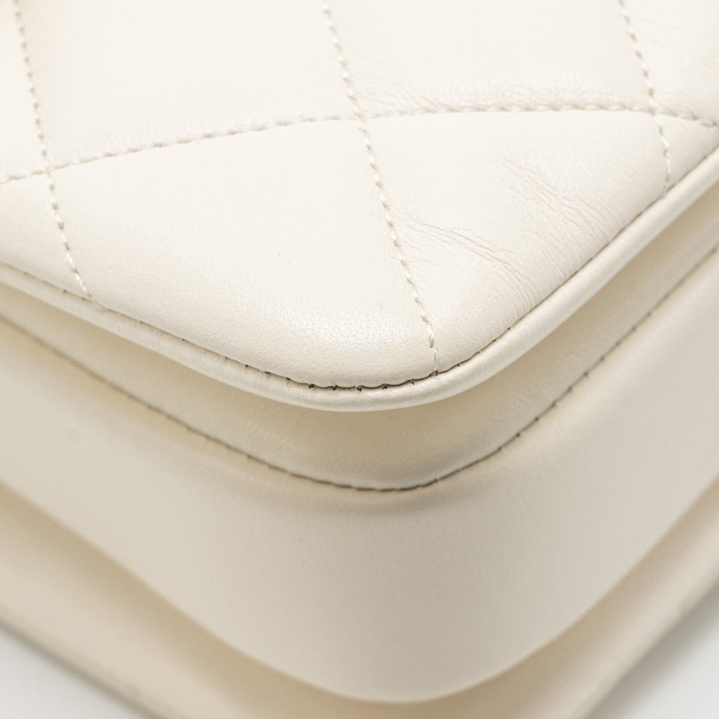 CHANEL TOP HANDLE TRENDY CC FLAP BAG LAMBSKIN WHITE RGHW (MICROCHIP)