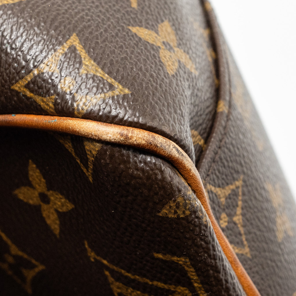 LOUIS VUITTON MEN’S MESSENGER BAG MONOGRAM CANVAS GHW