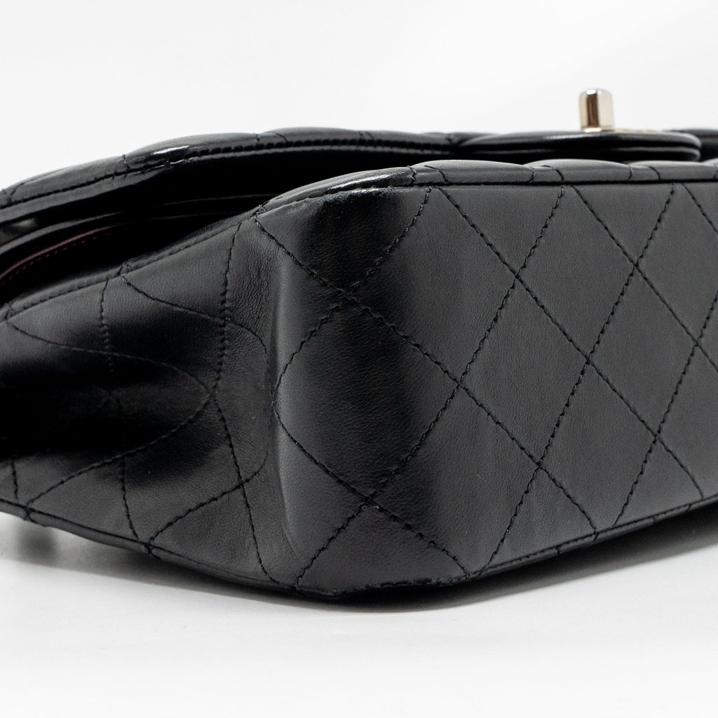 CHANEL MEDIUM CLASSIC DOUBLE FLAP BAG LAMBSKIN BLACK SHW