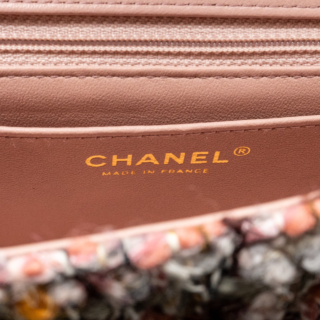 CHANEL 23K MINI RECTANGULAR FLAP BAG TWEED PINK / MULTICOLOUR LGHW (MICROCHIP)