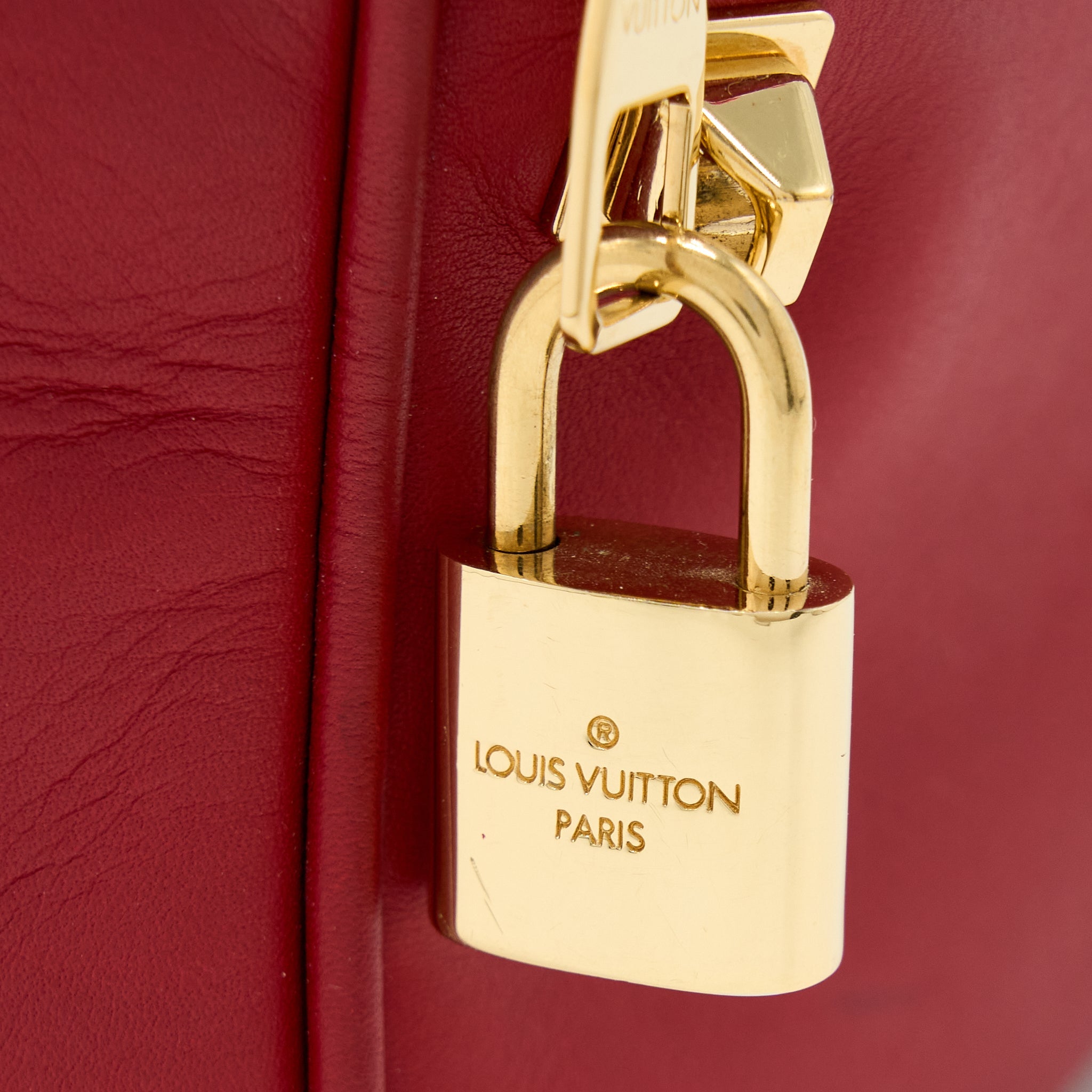 LOUIS VUITTON MESSENGER BAG LIMITED EDITION RED GHW
