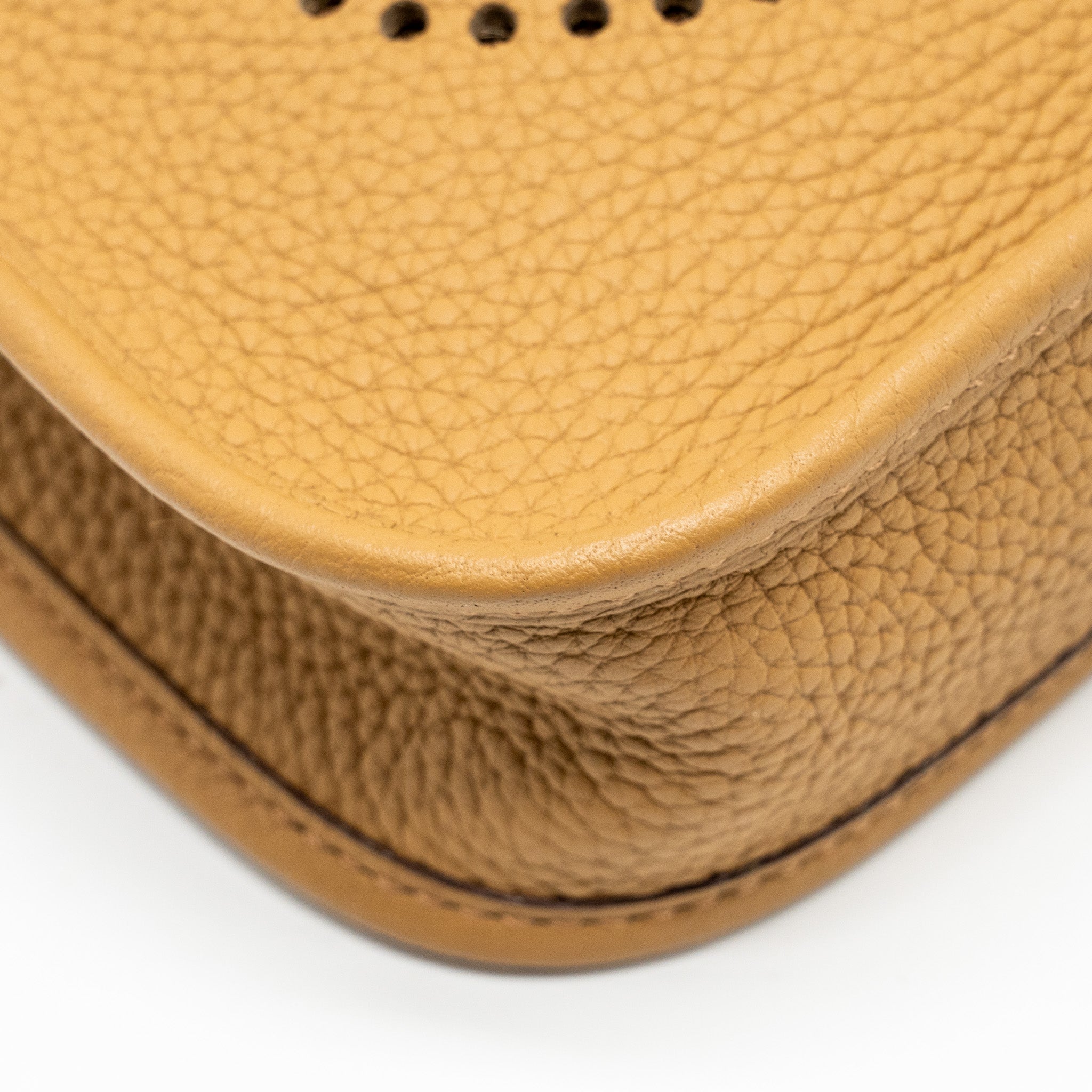 HERMES MINI EVELYNE CLEMENCE BISCUIT / CAMEL GHW