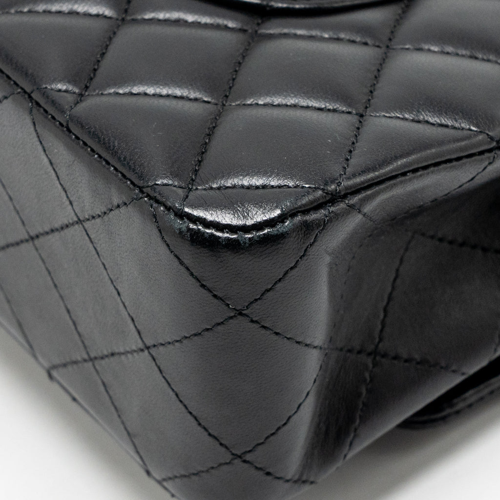 CHANEL MEDIUM CLASSIC DOUBLE FLAP BAG LAMBSKIN BLACK SHW