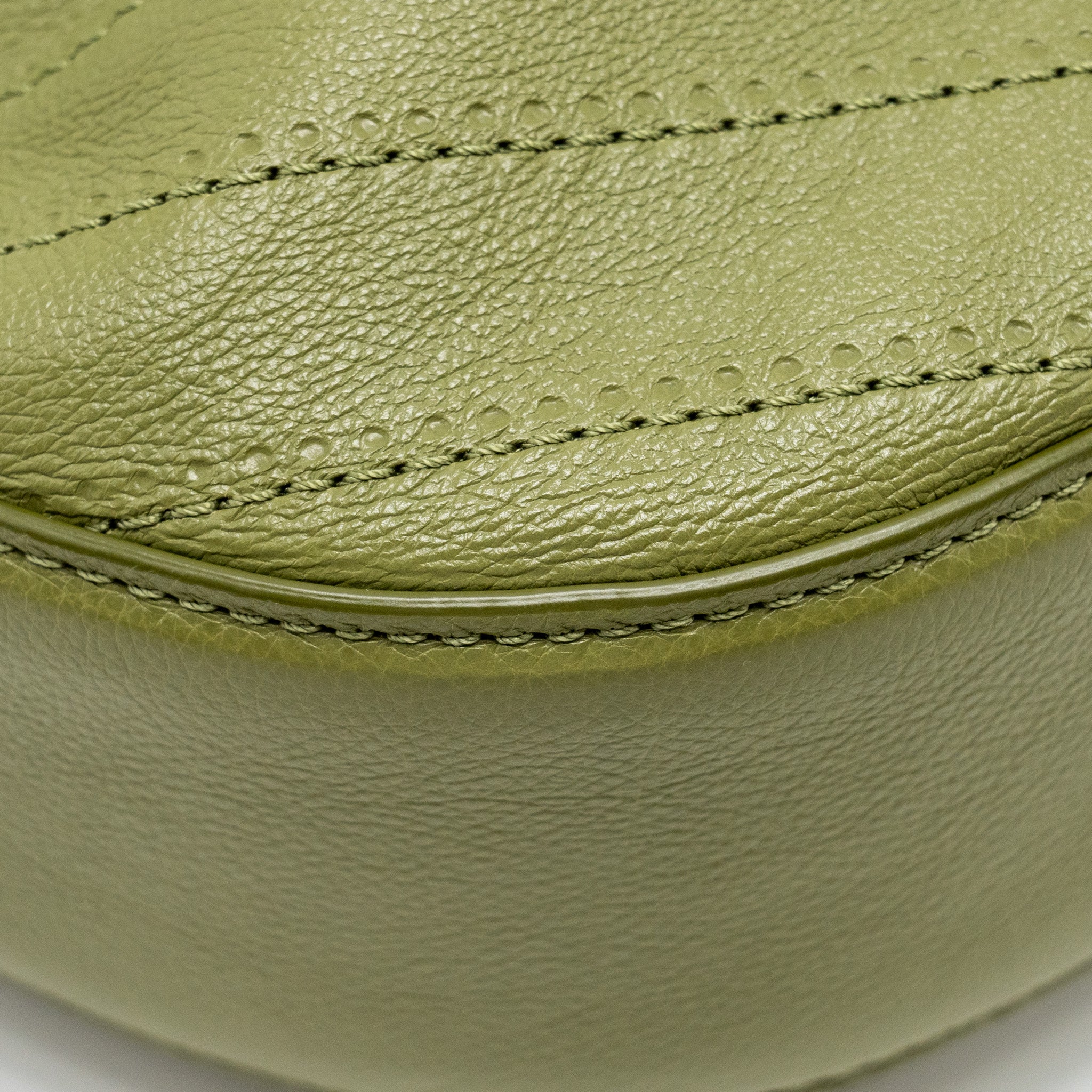CHANEL DRAWSTRING BUCKET BAG GRAINED CALFSKIN OLIVE GREEN GHW
