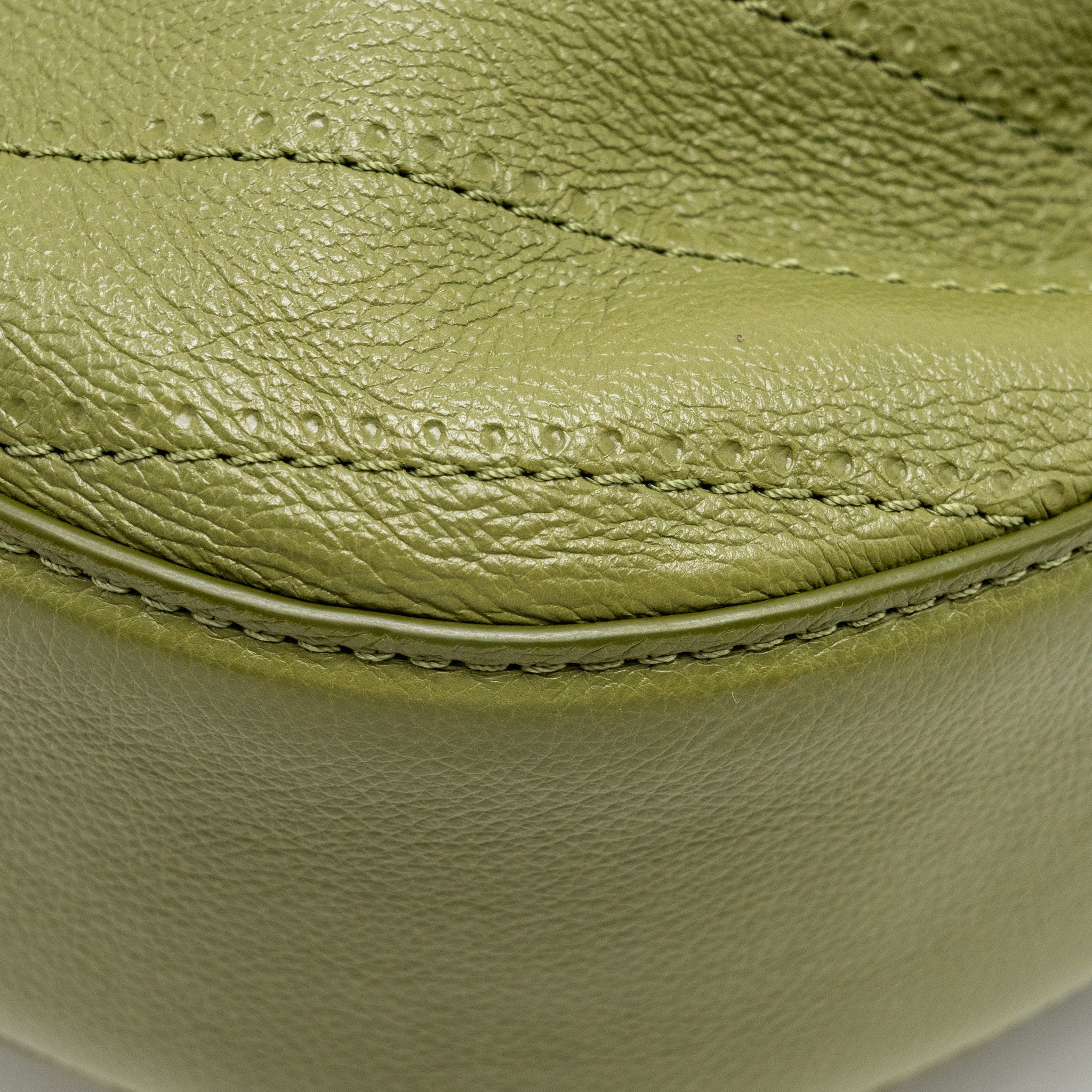 CHANEL DRAWSTRING BUCKET BAG GRAINED CALFSKIN OLIVE GREEN GHW