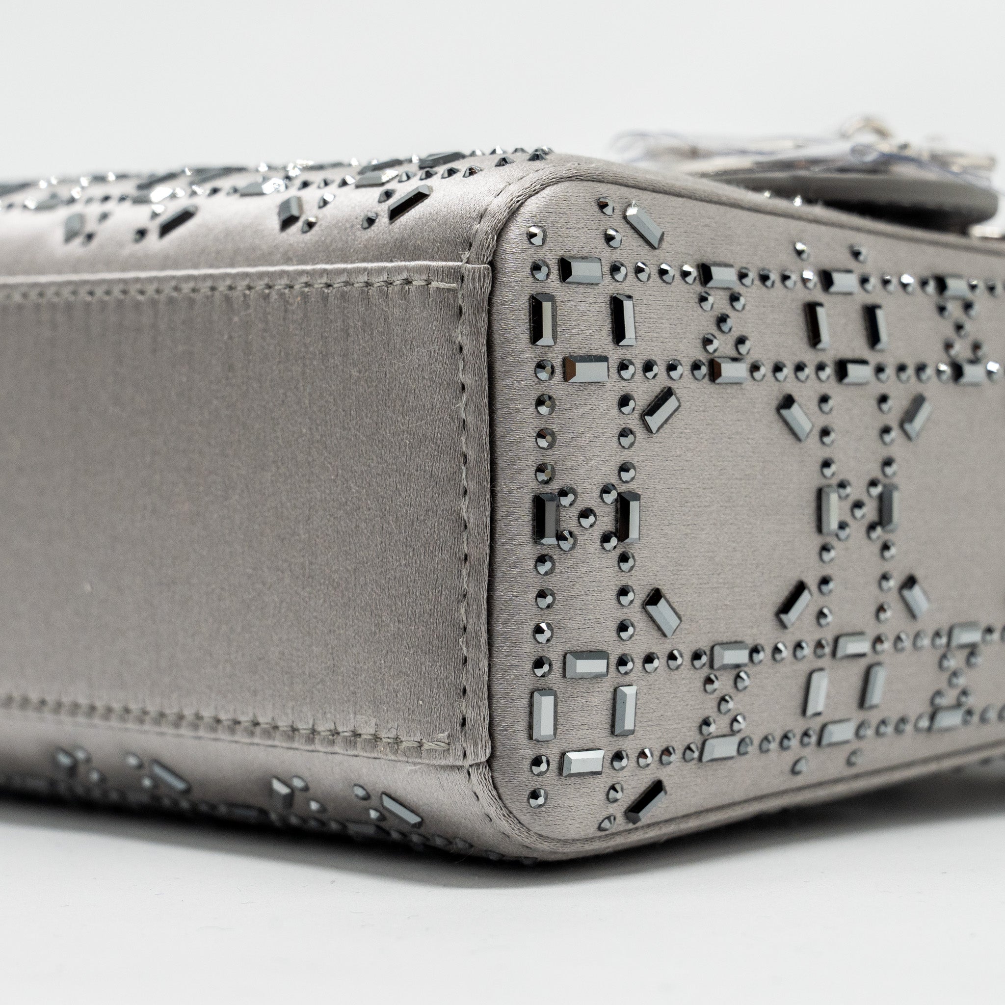 DIOR MINI LADY DIOR STAIN CRYSTAL GREY SHW