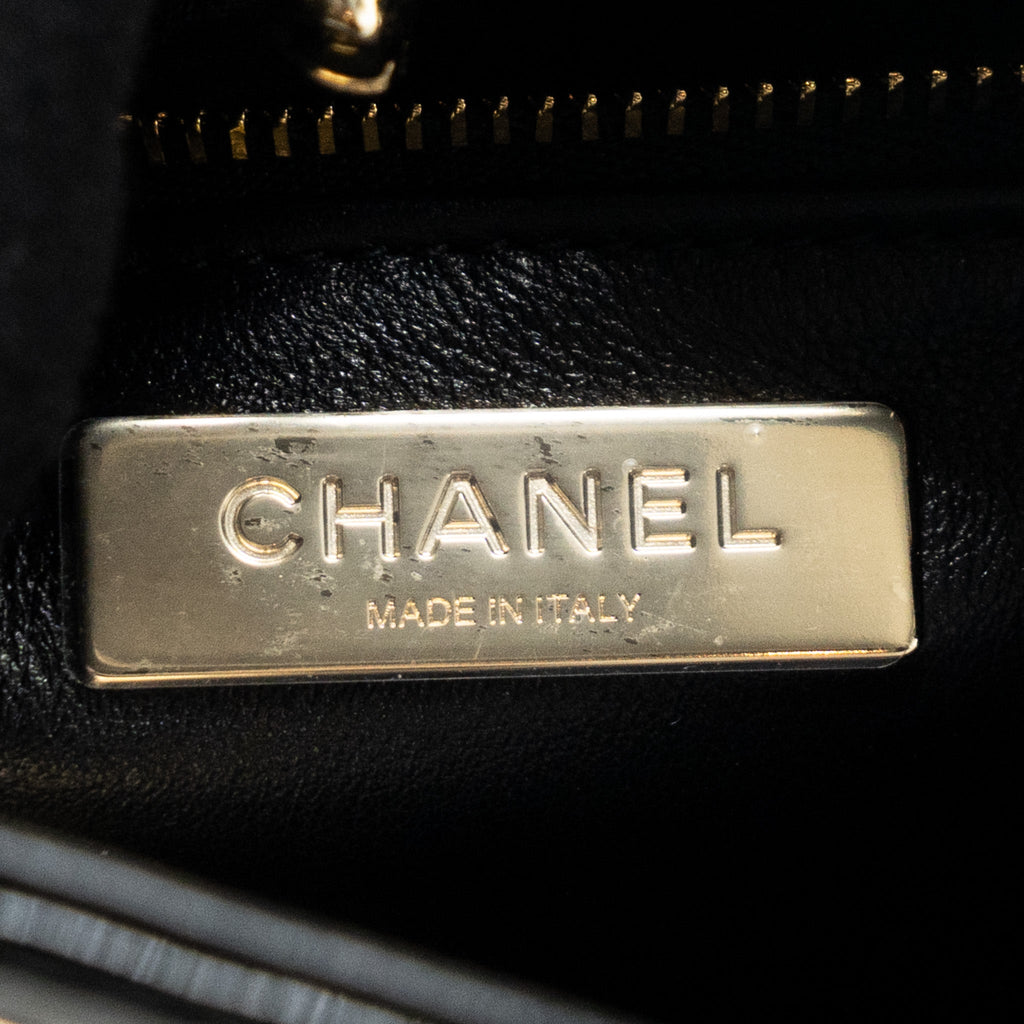 CHANEL MINI 31 BAG PATENT BLACK/WHITE LGHW (MICROCHIP)