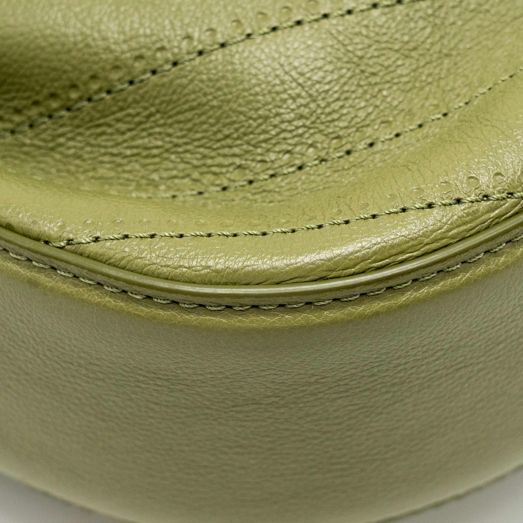 CHANEL DRAWSTRING BUCKET BAG GRAINED CALFSKIN OLIVE GREEN GHW
