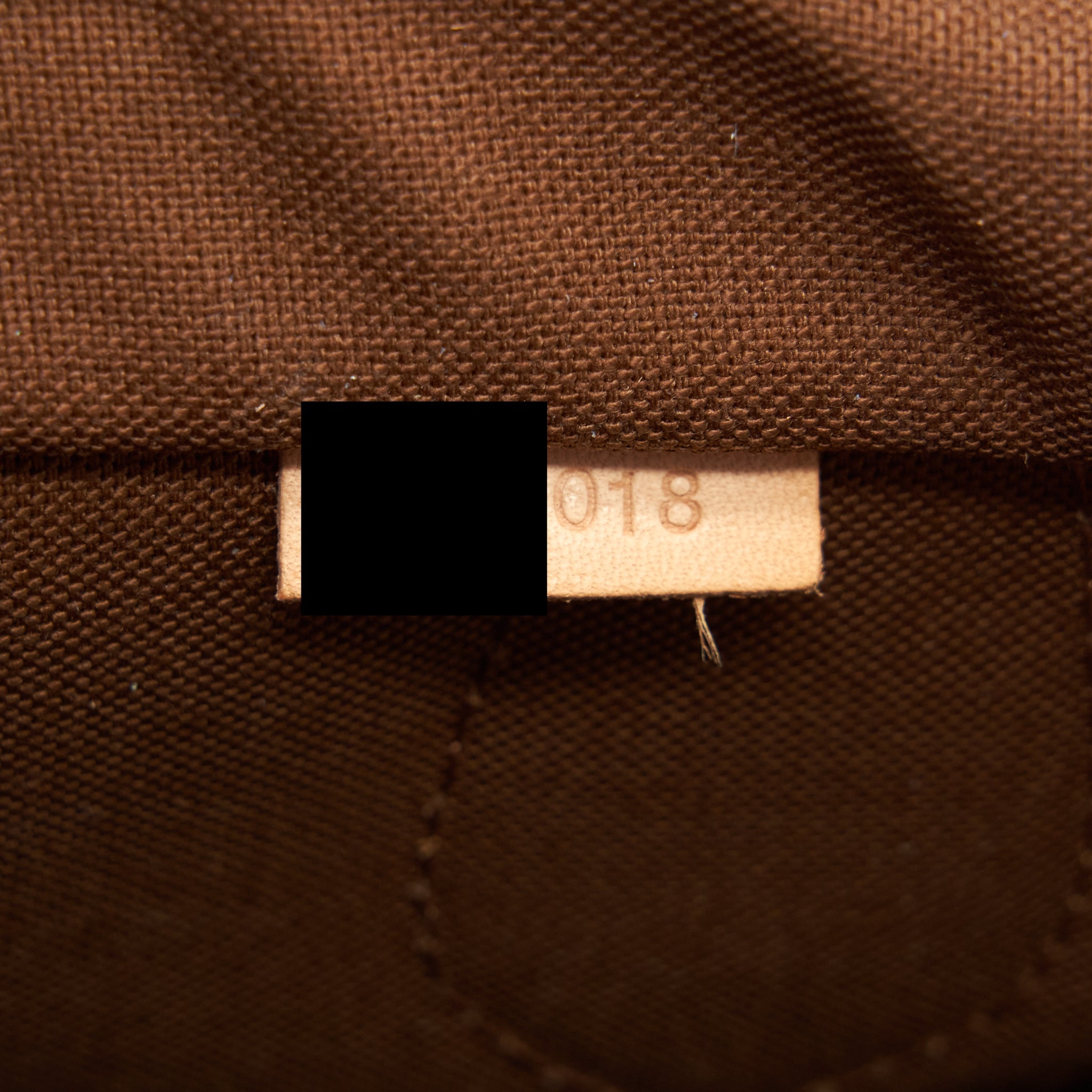 LOUIS VUITTON MONTORGUEIL PM TOTE BAG MONOGRAM CANVAS GHW