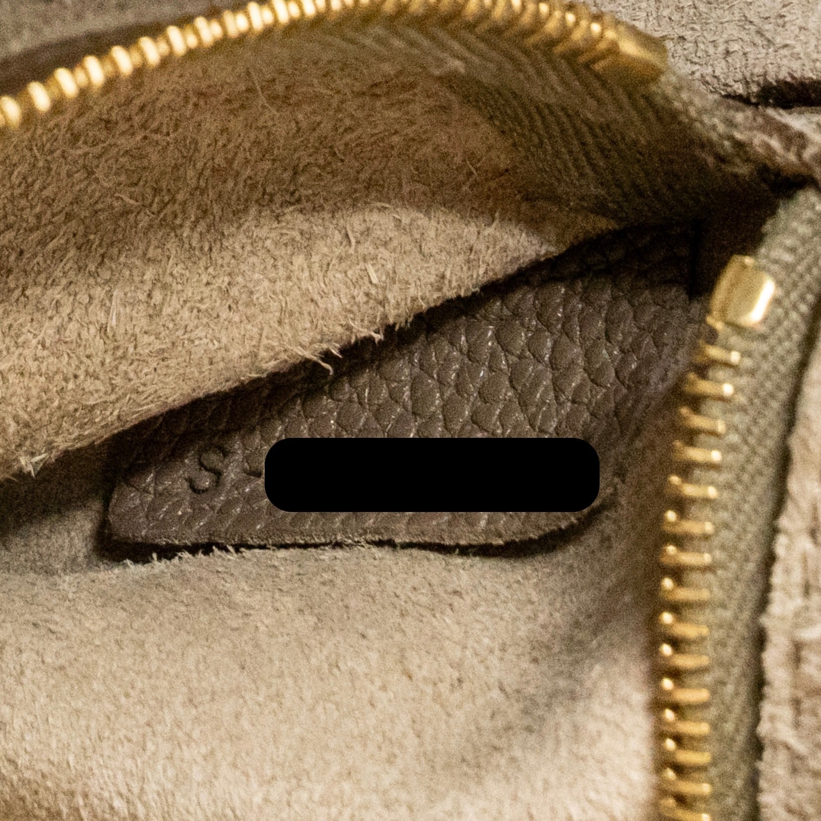 CELINE SANGLE BUCKET BAG GRAINED CALFSKIN GREY GHW