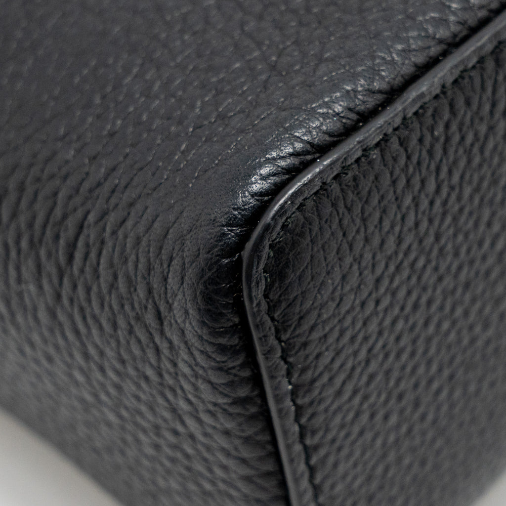 LORO PIANA EXTRA POCKET L19 GRAINED CALFSKIN BLACK SHW