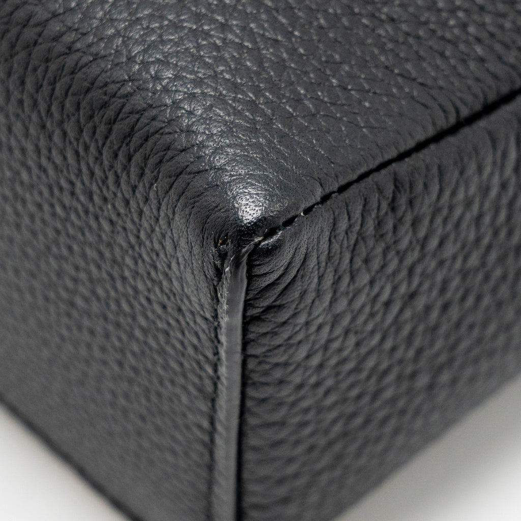LORO PIANA EXTRA POCKET L19 GRAINED CALFSKIN BLACK SHW