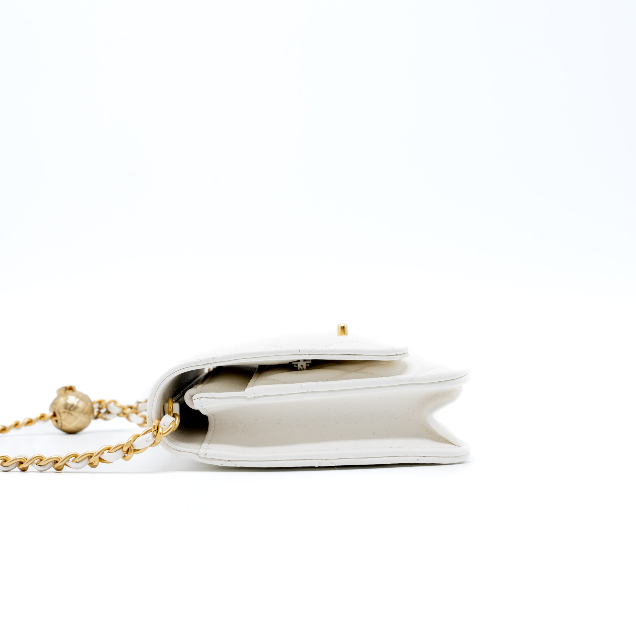 CHANEL PEARL CRUSH WALLET ON CHAIN LAMBSKIN WHITE GHW (MICROCHIP)