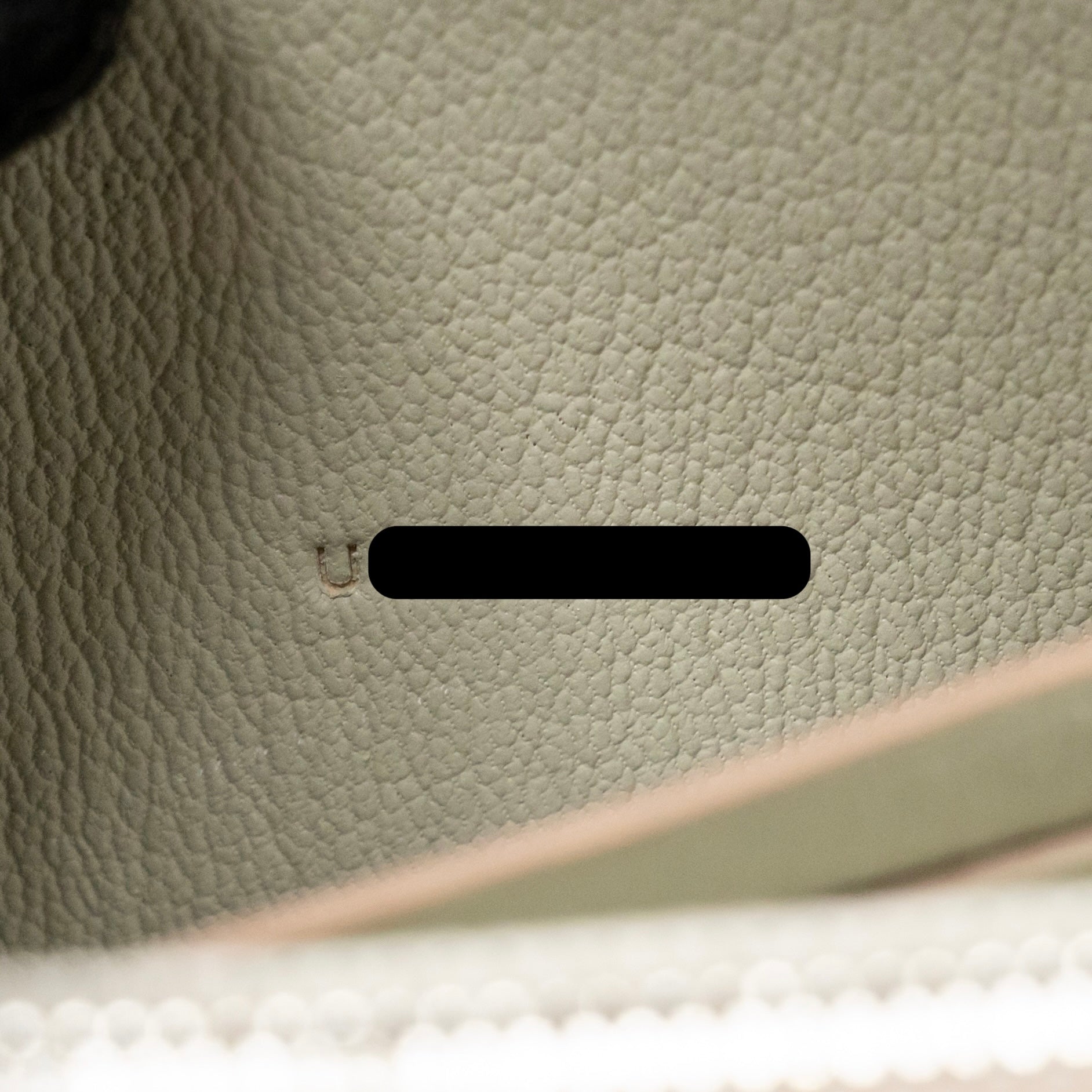 HERMES CONSTANCE TO GO MATTE ALLIGATOR MISSISSIPPIENSIS 8L BETON SHW