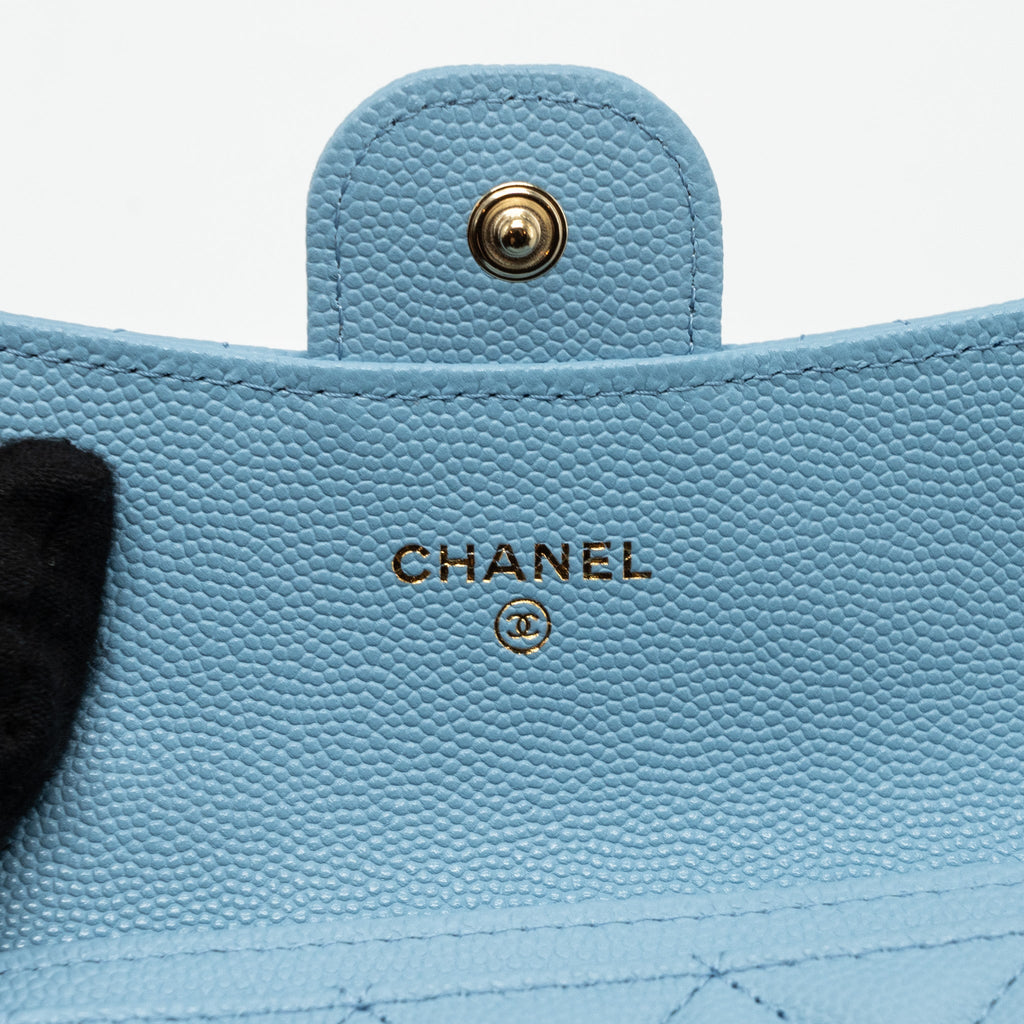 CHANEL CLASSIC FLAP CARD HOLDER CAVIAR BLUE LGHW
