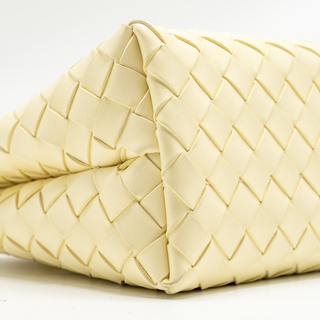 BOTTEGA VENETA SMALL ANDIAMO BAG LAMBSKIN LIGHT YELLOW GHW