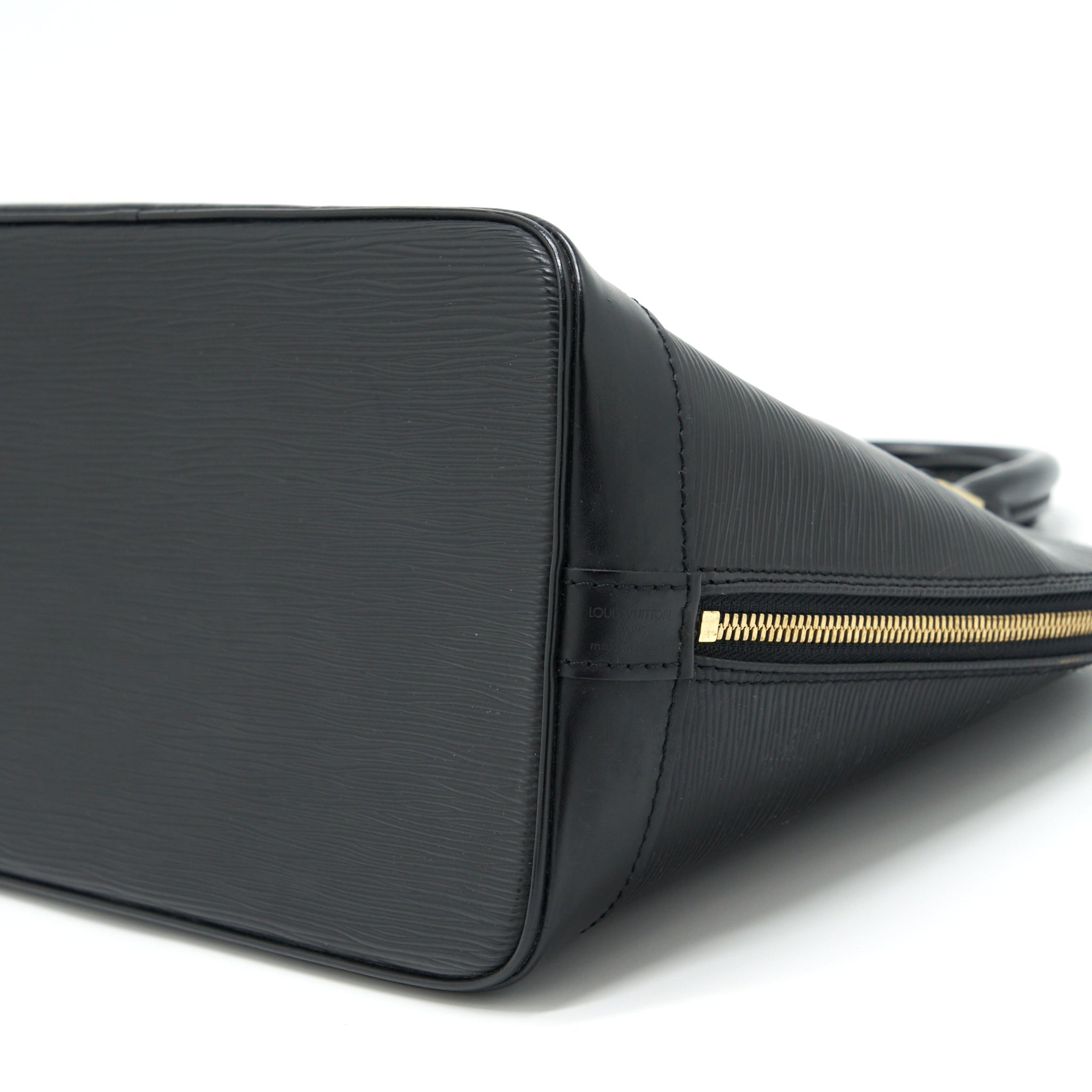 LOUIS VUITTON ALMA BAG EPI BLACK GHW