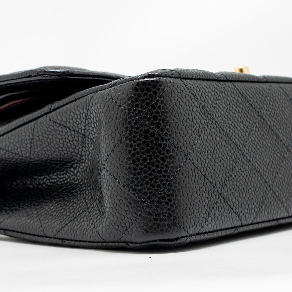 CHANEL MEDIUM CLASSIC DOUBLE FLAP BAG CAVIAR BLACK GHW (MICROCHIP)