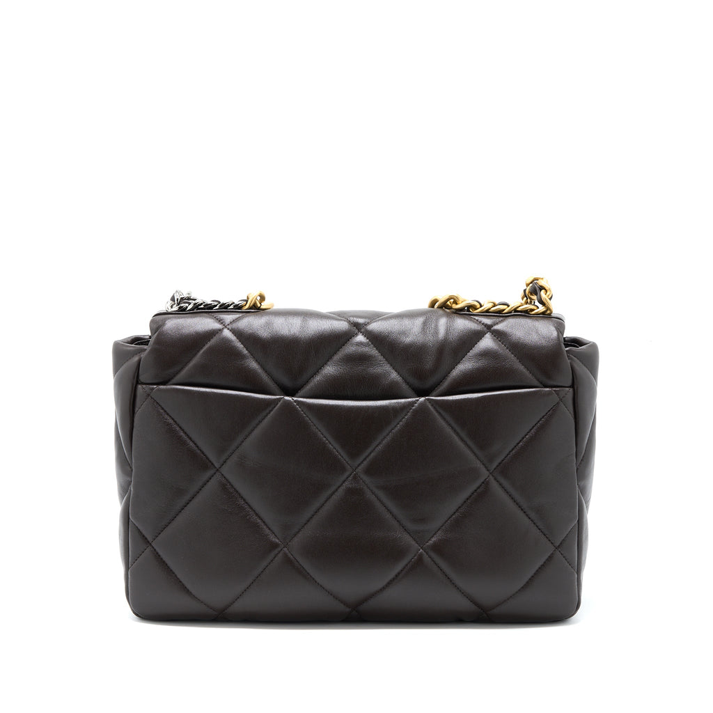 CHANEL 21A MAXI 19 FLAP BAG LAMBSKIN DARK BROWN MULTICOLOUR HARDWARE (MICROCHIP)