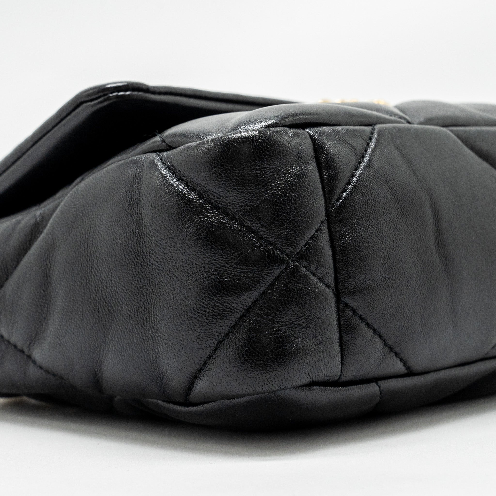 CHANEL SMALL 19 BAG LAMBSKIN BLACK GHW (MICROCHIP)