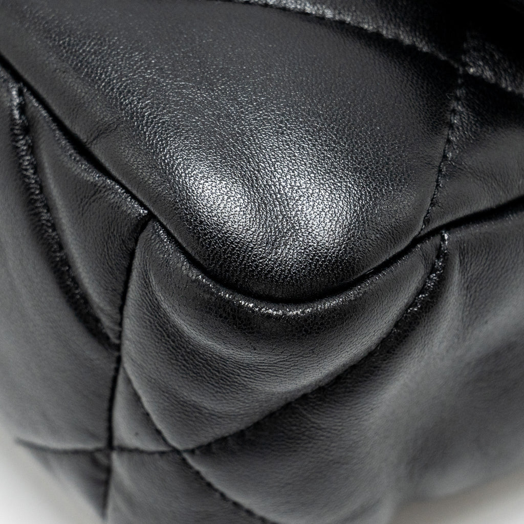 CHANEL SMALL 19 BAG LAMBSKIN BLACK GHW (MICROCHIP)