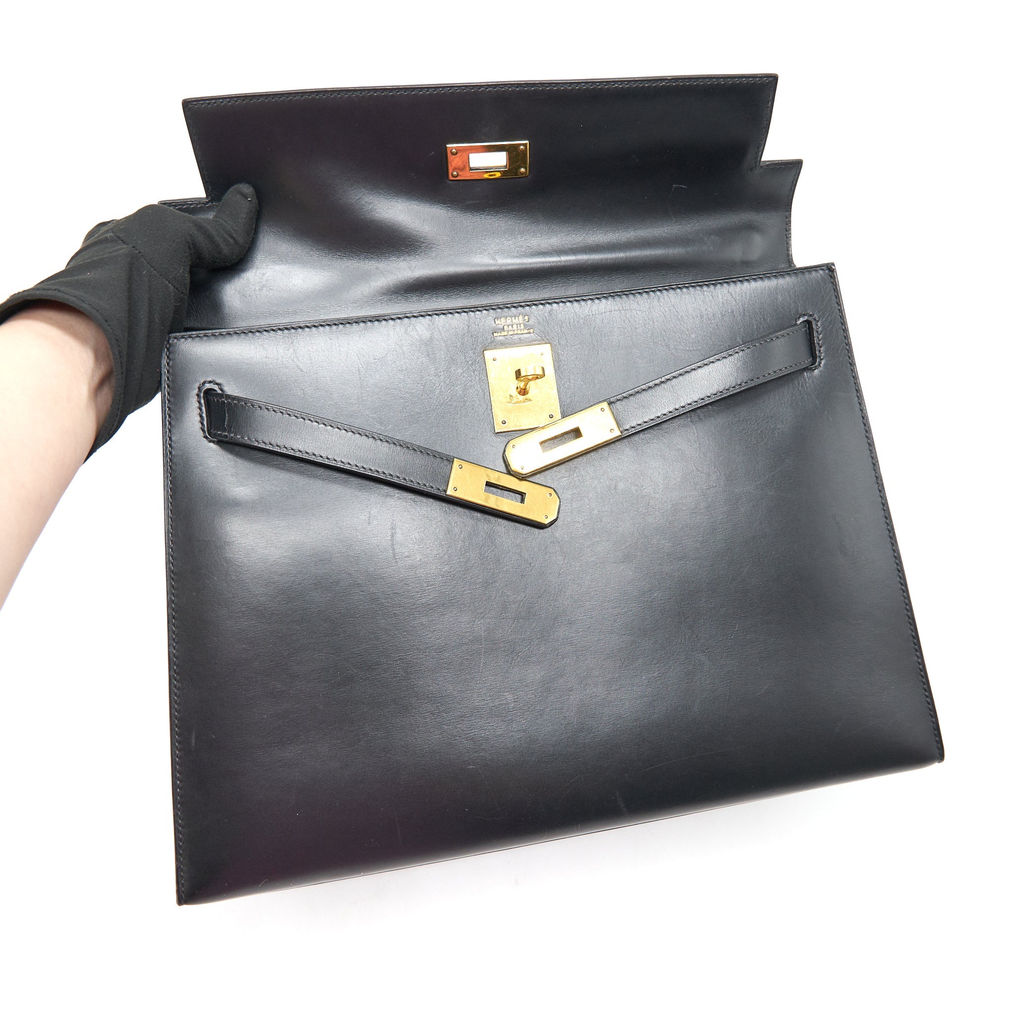 HERMES VINTAGE KELLY 32 BOX LEATHER BLACK GHW (STRAP MISSING)