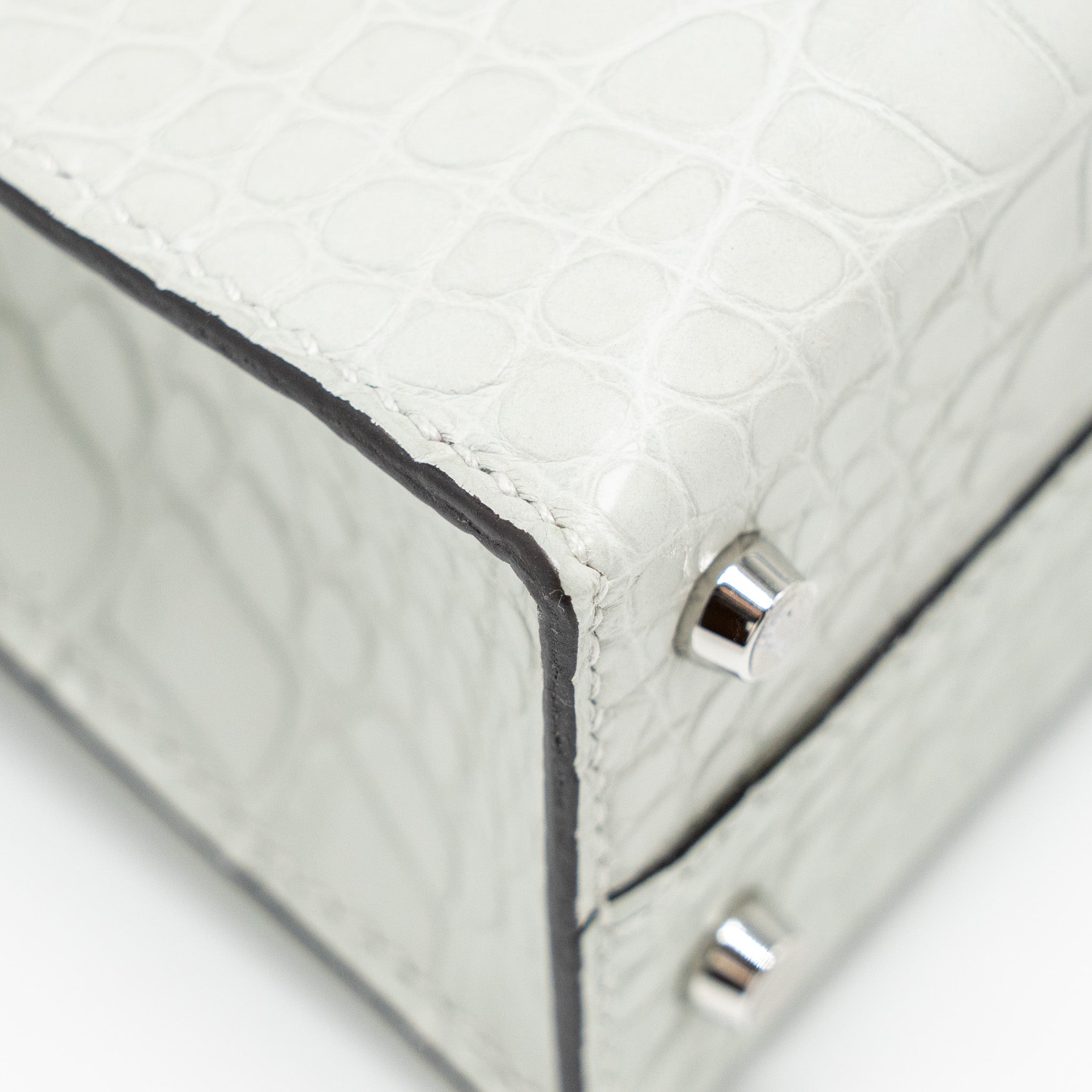 HERMES MINI KELLY II MATTE ALLIGATOR MISSISSIPPIENSIS 0W GRIS NEVE SHW