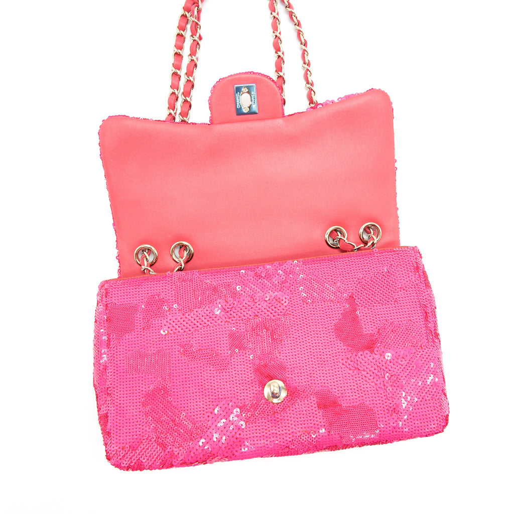 CHANEL SEASONAL MEDIUM FLAP BAG FUCIA WITH GHW