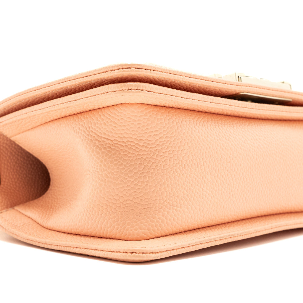 CHANEL SMALL BOY BAG CAVIAR LIGHT PINK LGHW