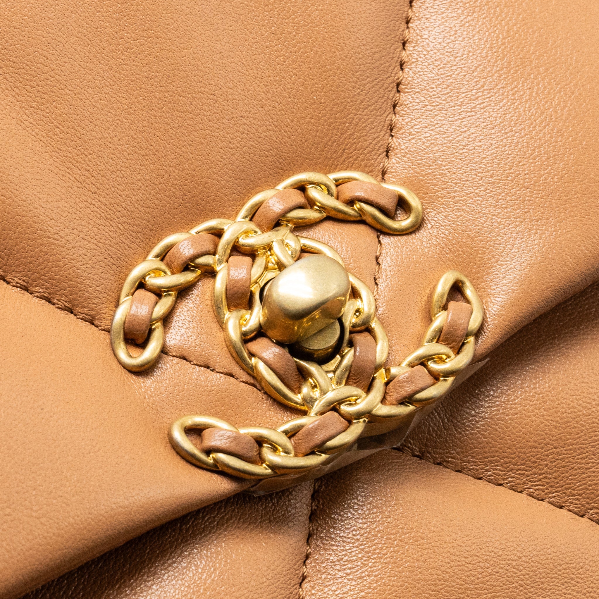 CHANEL SMALL 19 BAG LAMBSKIN CARAMEL MULTICOLOUR HARDWARE (MICROCHIP)
